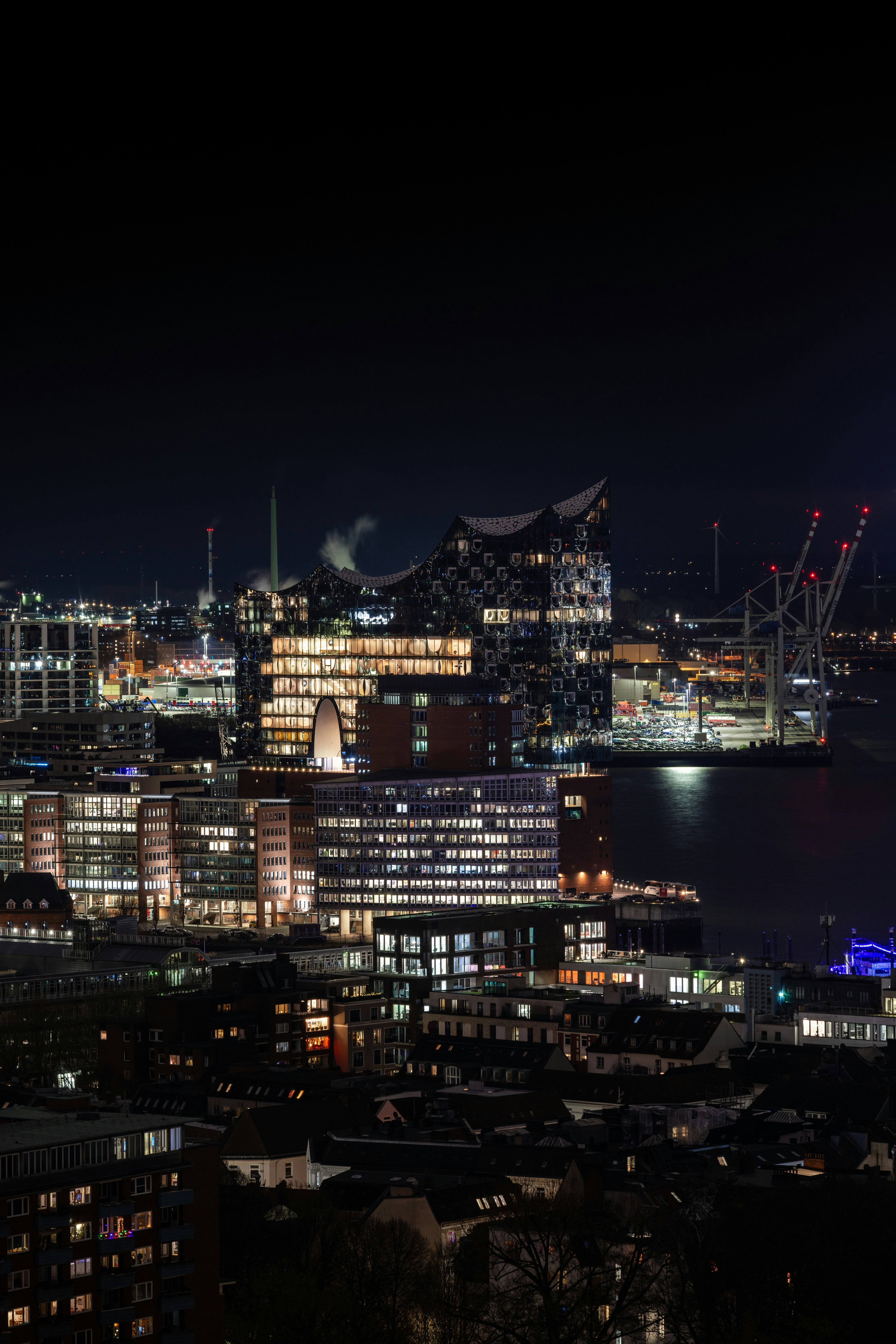 Photo by moritzluedtke