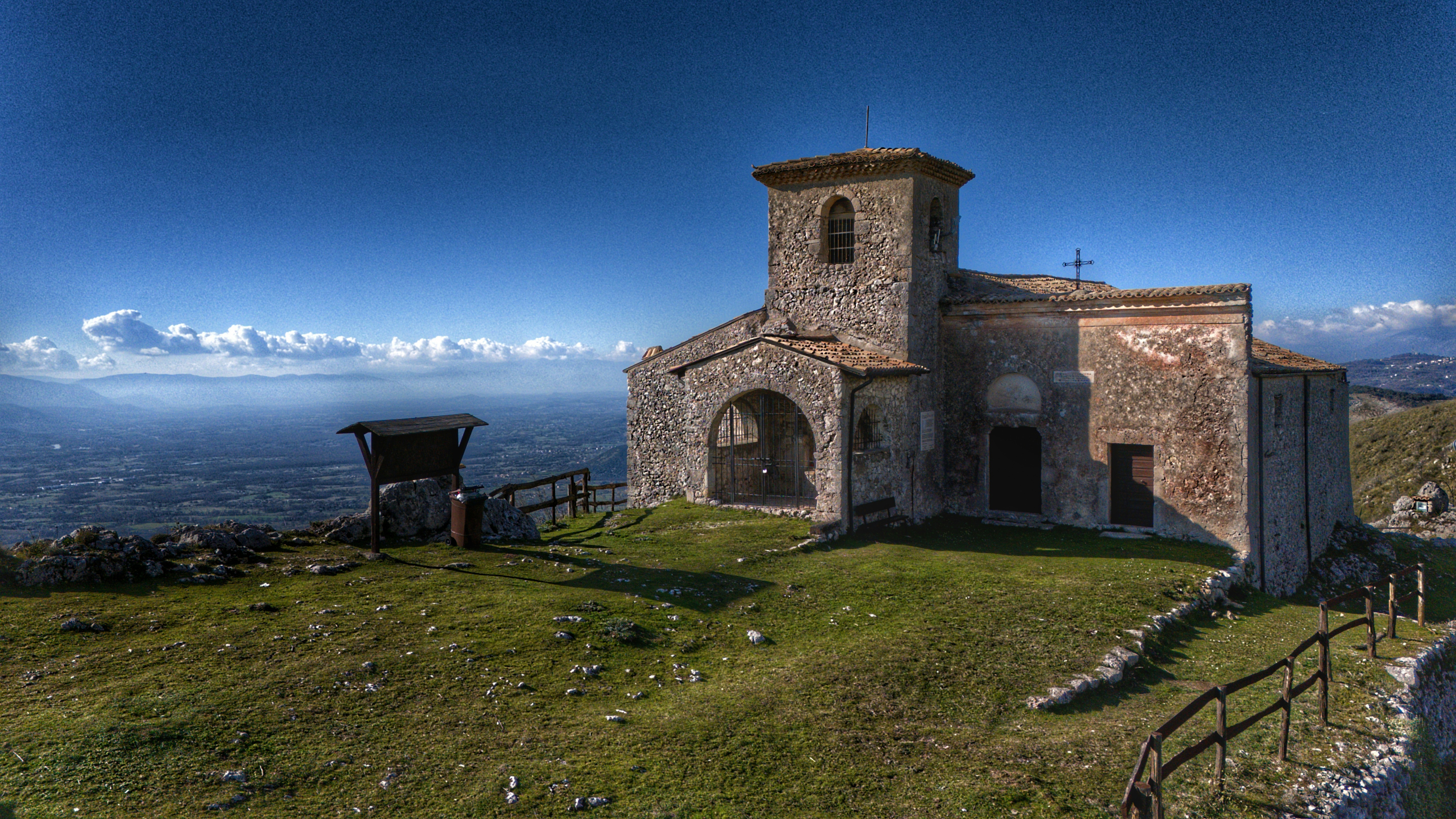 Photo by mircovitti87