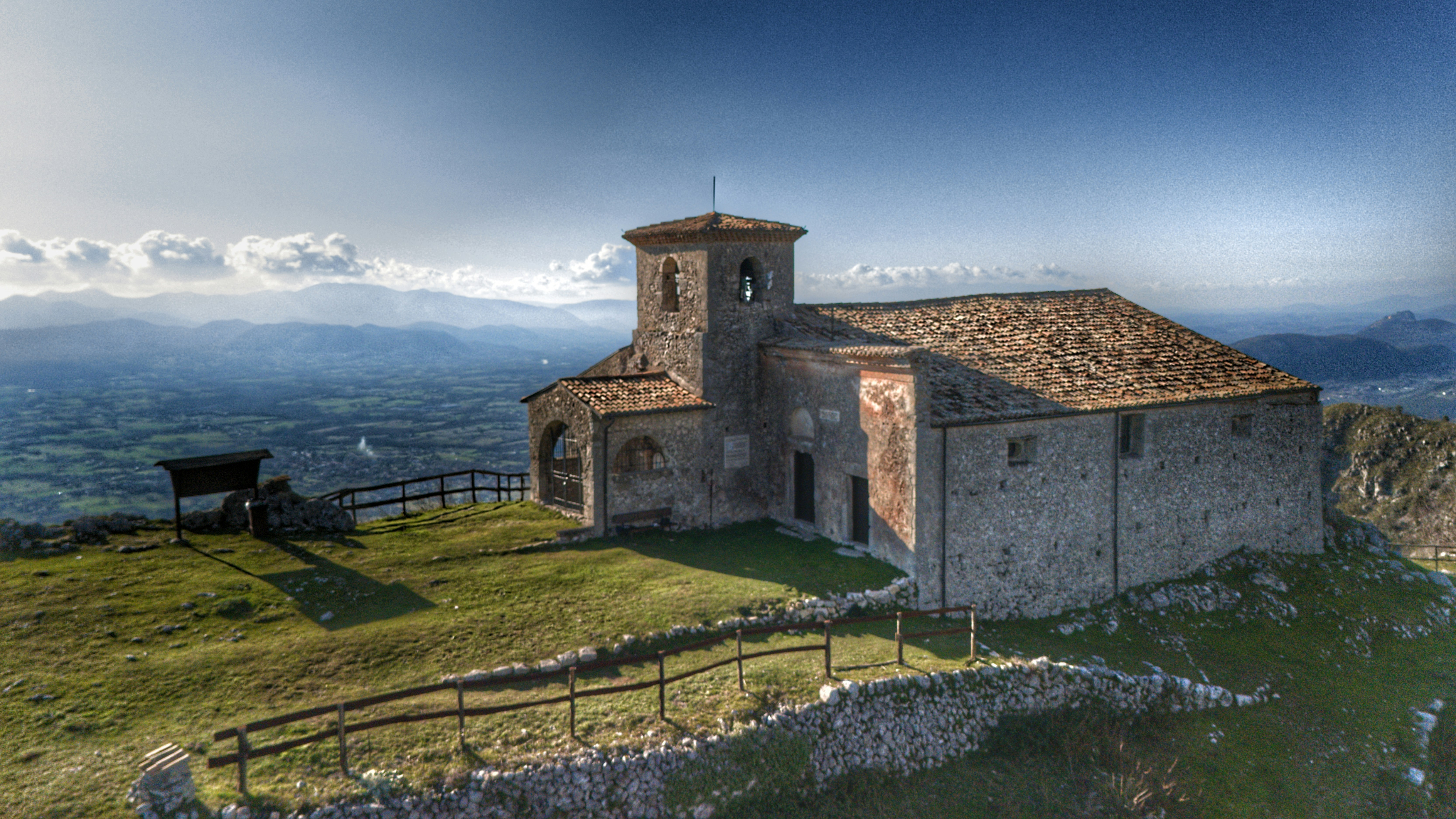 Photo by mircovitti87