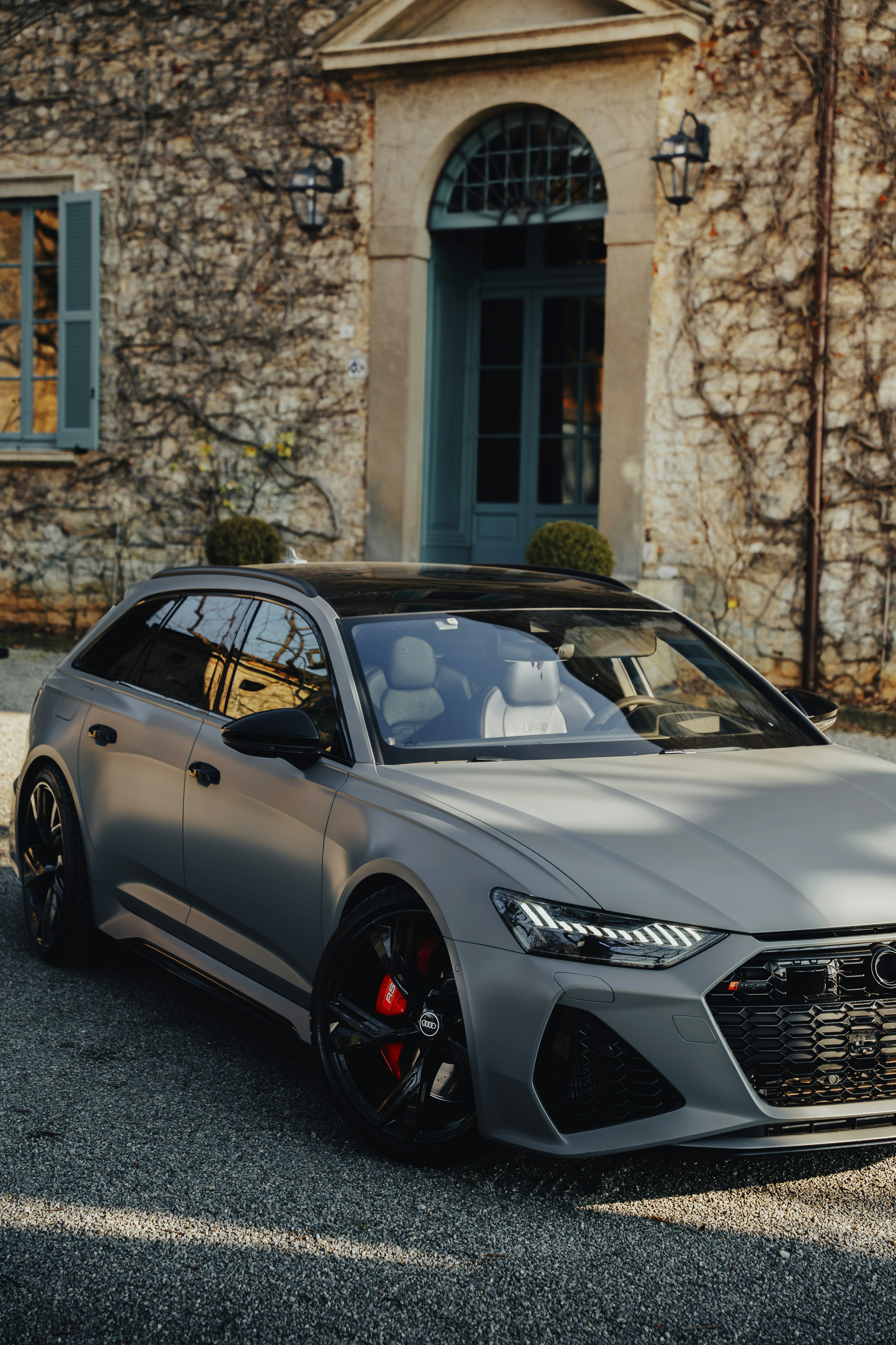 Photo by andreagiardini