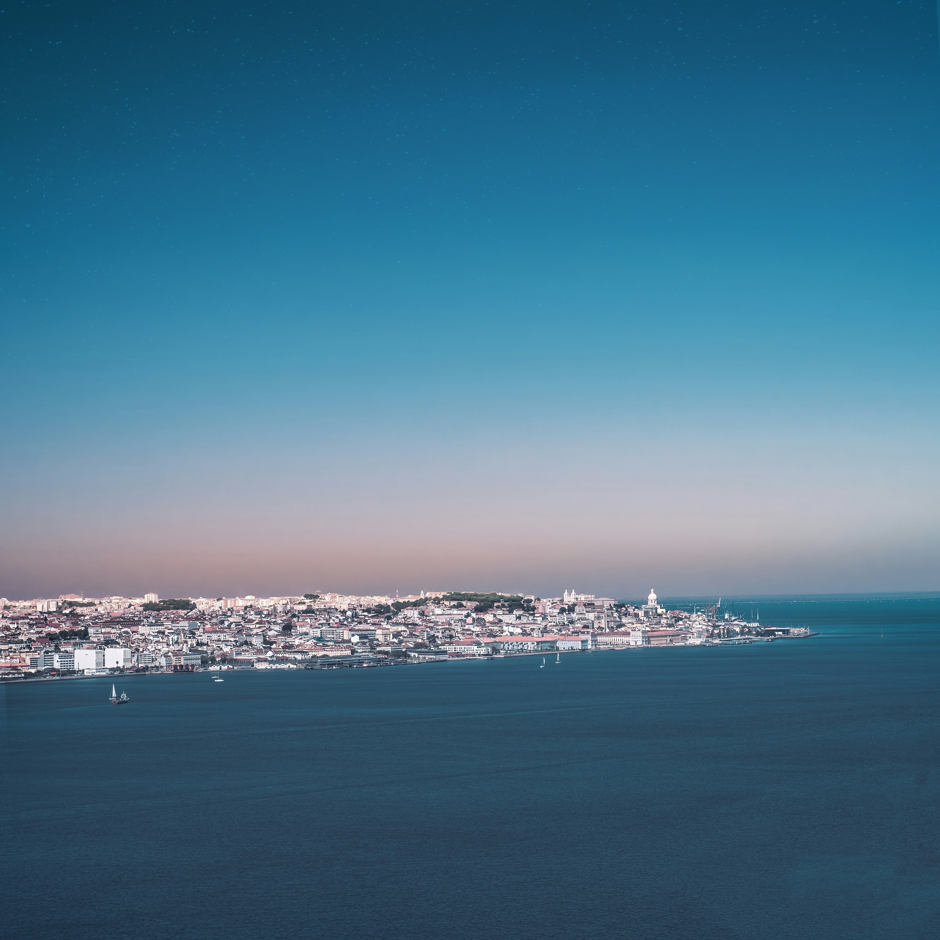 Photo by oemerkarakus