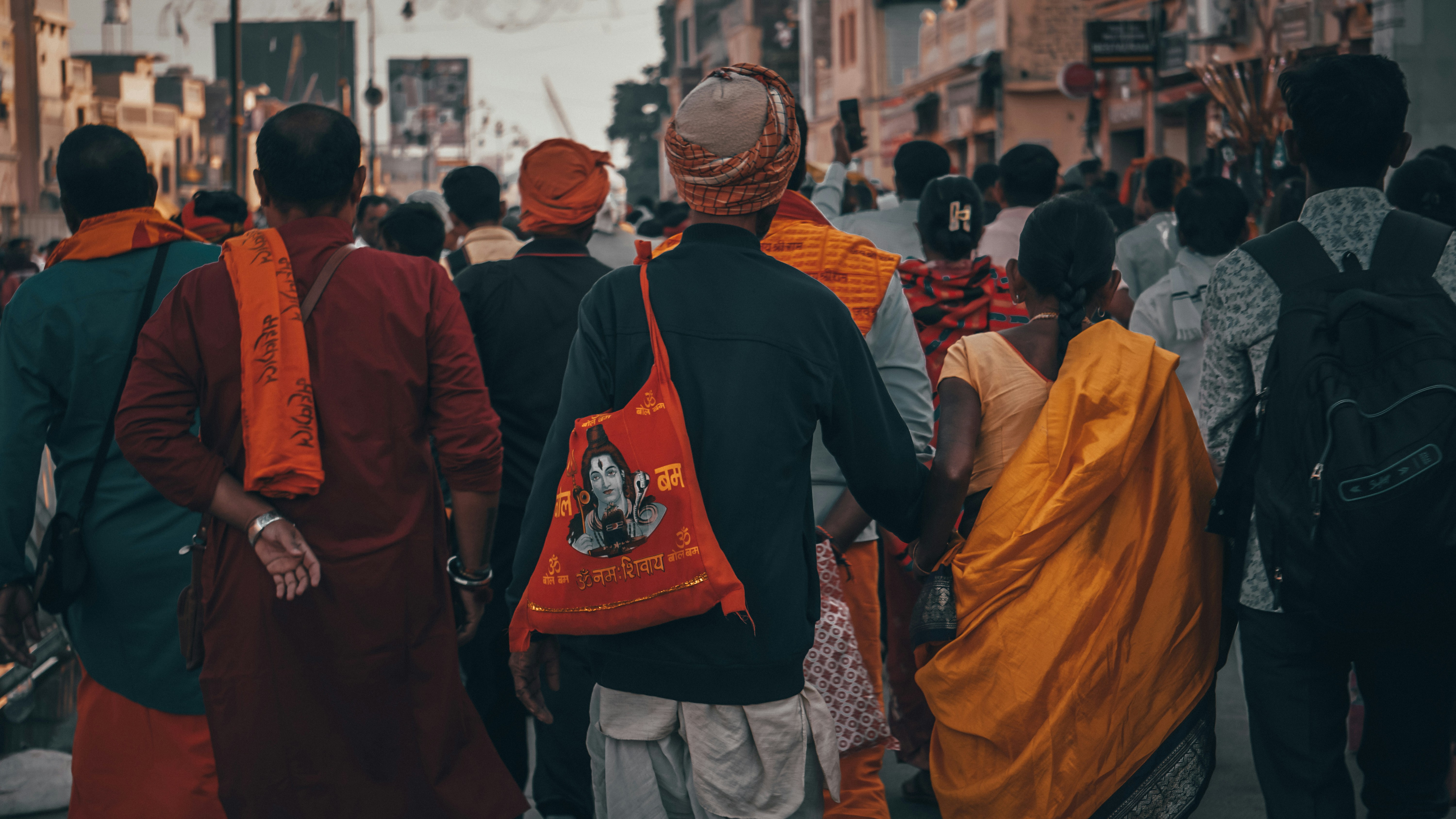 Crowded Dindi procession