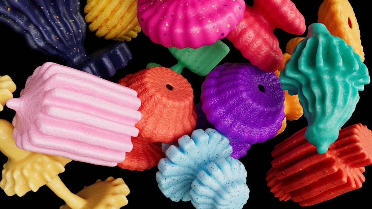 When Should You Use Silicone Bakeware Instead of Metal Pans?