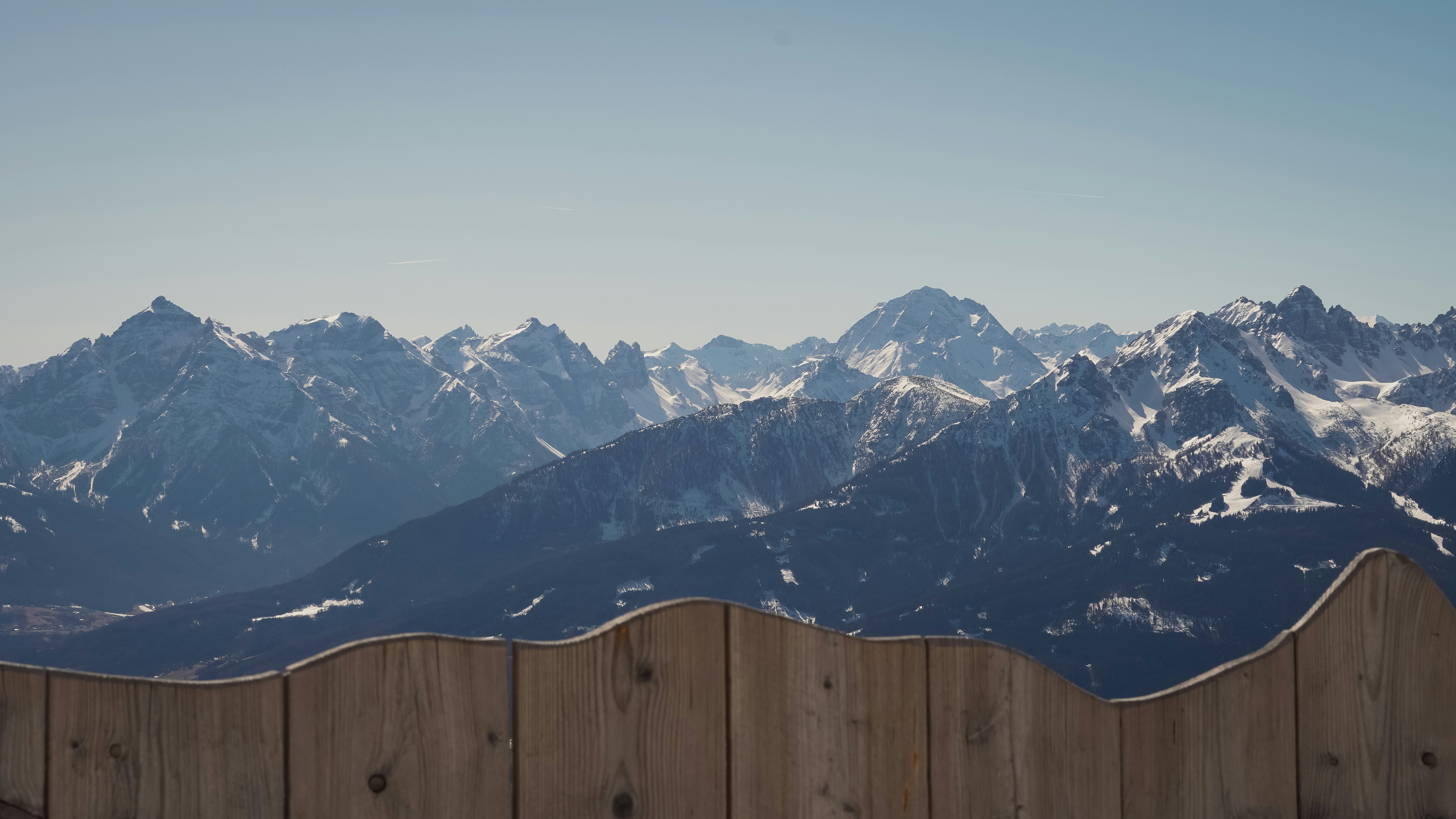 Alpine Blue Apartments