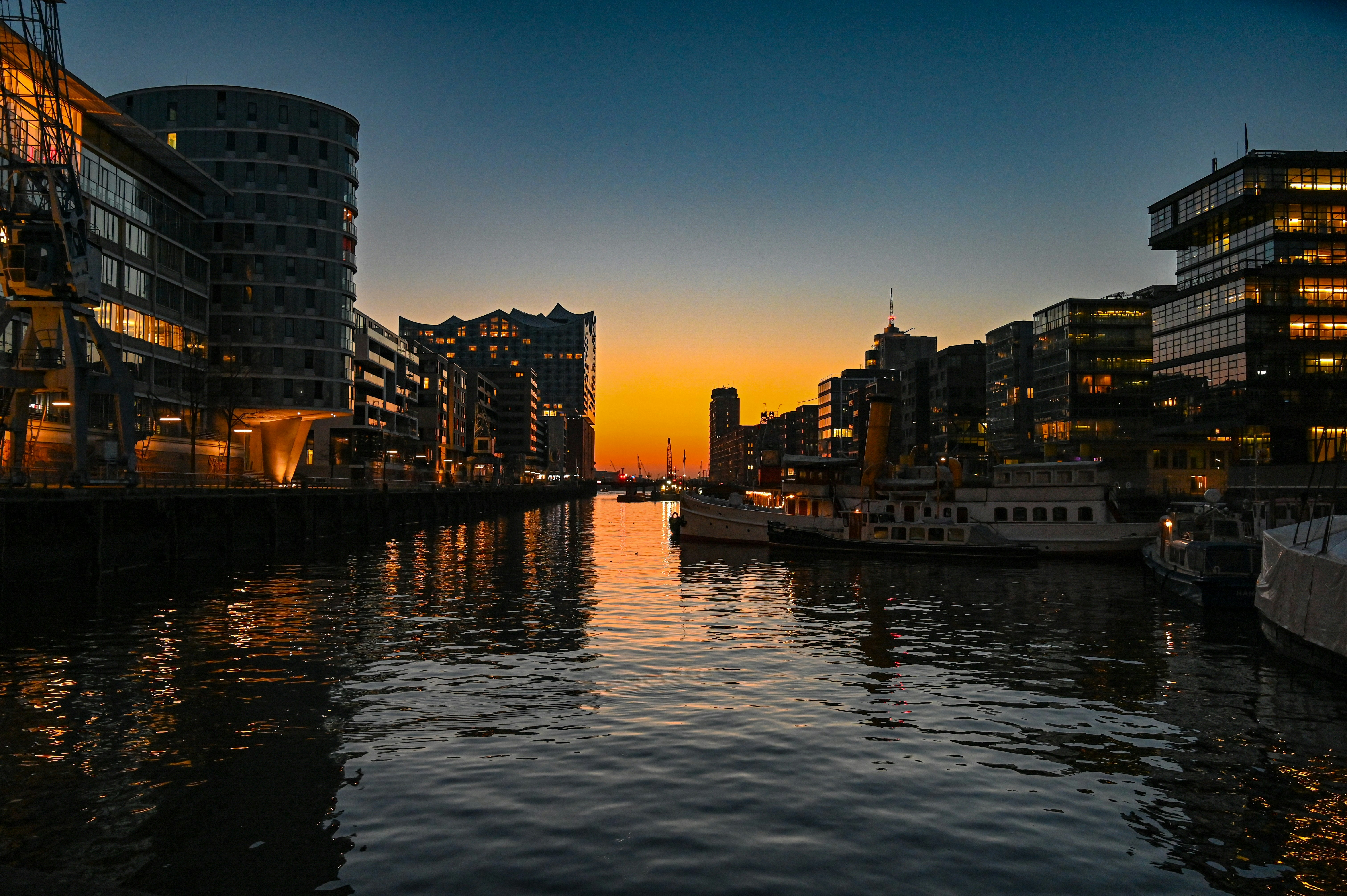 Photo by simonwiedensohler