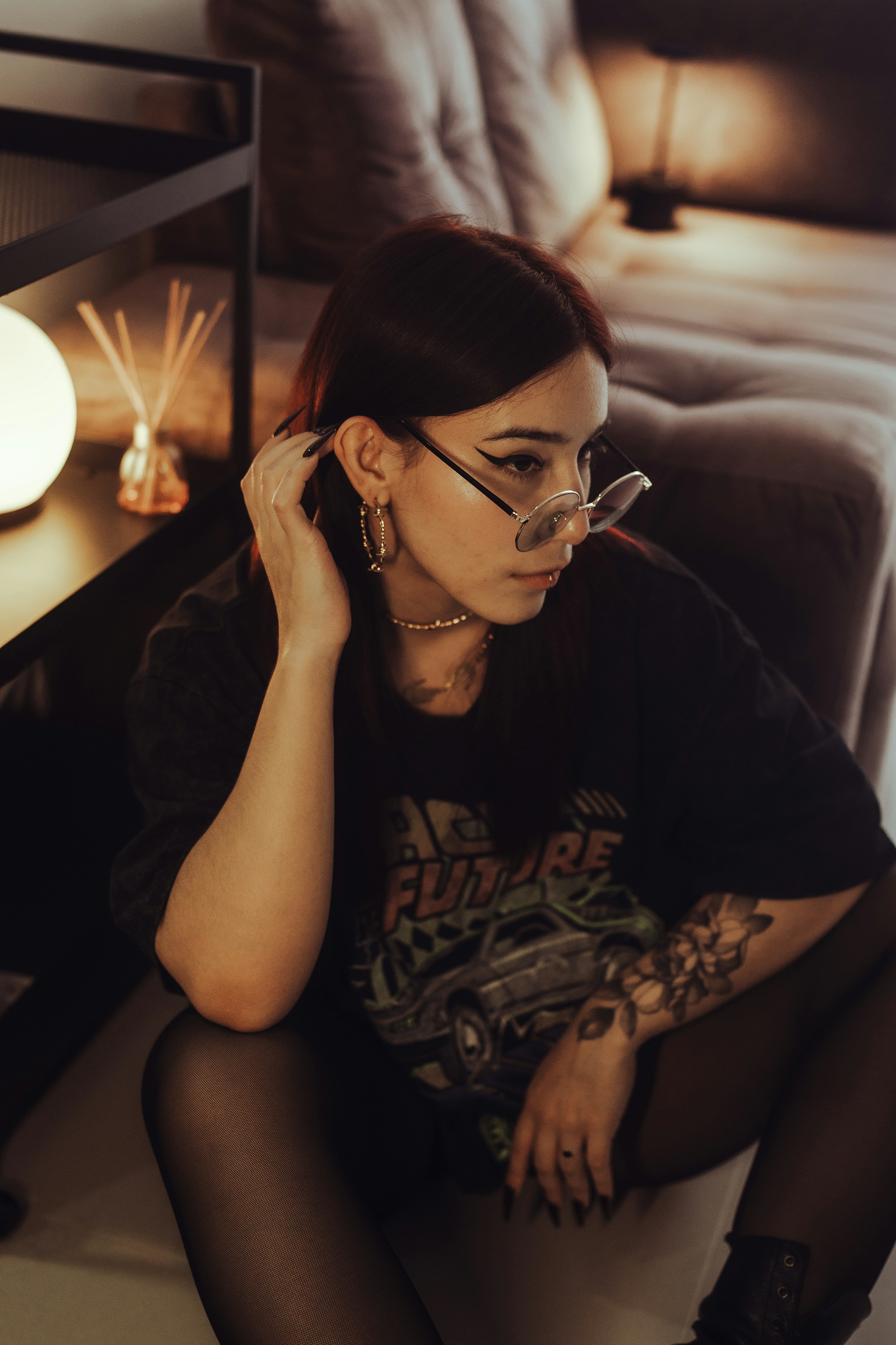 photo-1741664256932-f0118f1df4d8?ixid=M3wxMjA3fDB8MXxzZWFyY2h8MTB8fGNoYXQlMjBhZHVsdHxlbnwwfHx8fDE3NDQ4OTExMDB8MA\u0026ixlib=rb-4.0.3