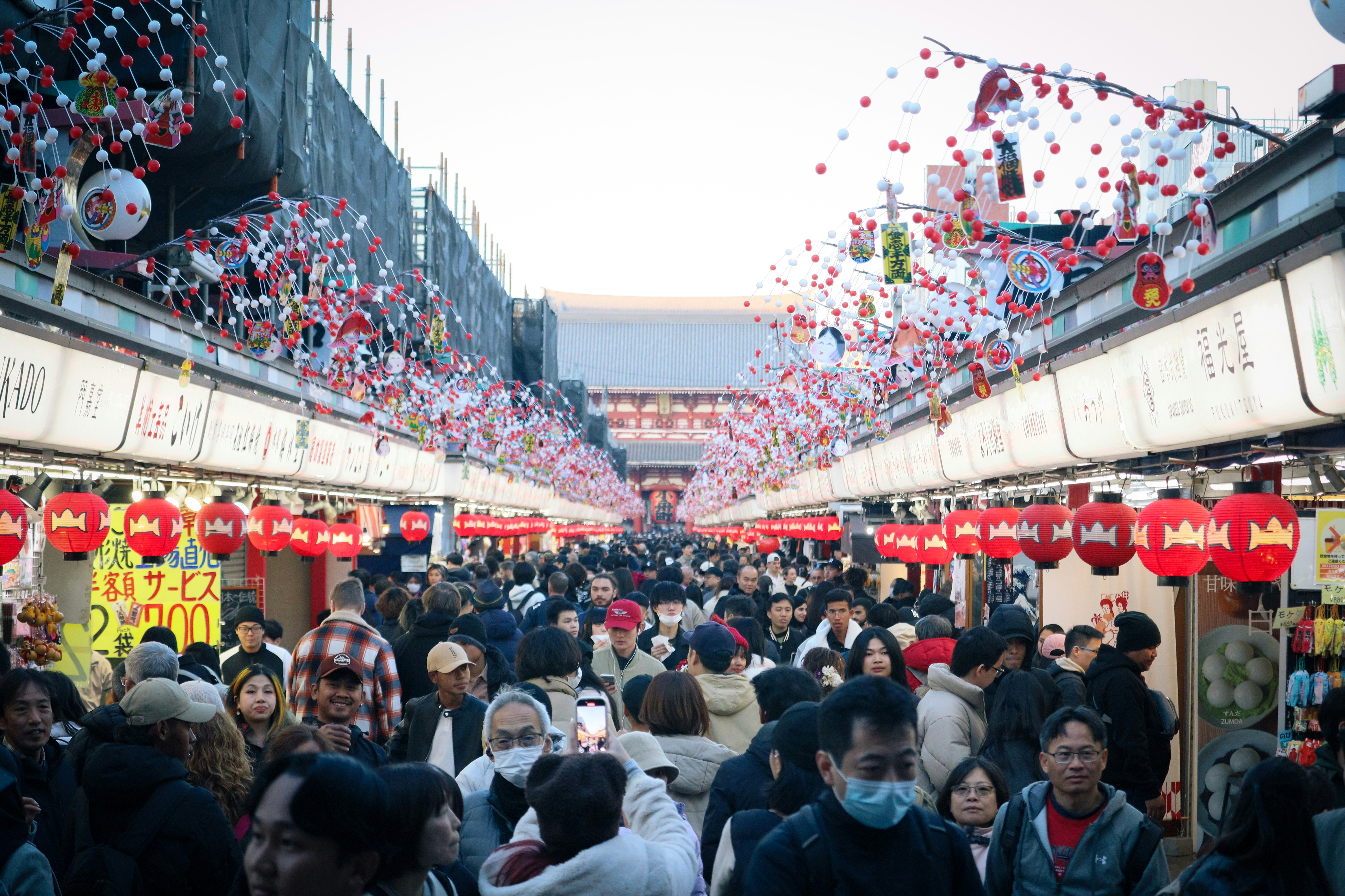 Fukubukuro 2026: Master Japan’s Lucky Bags & Beat Crowds
