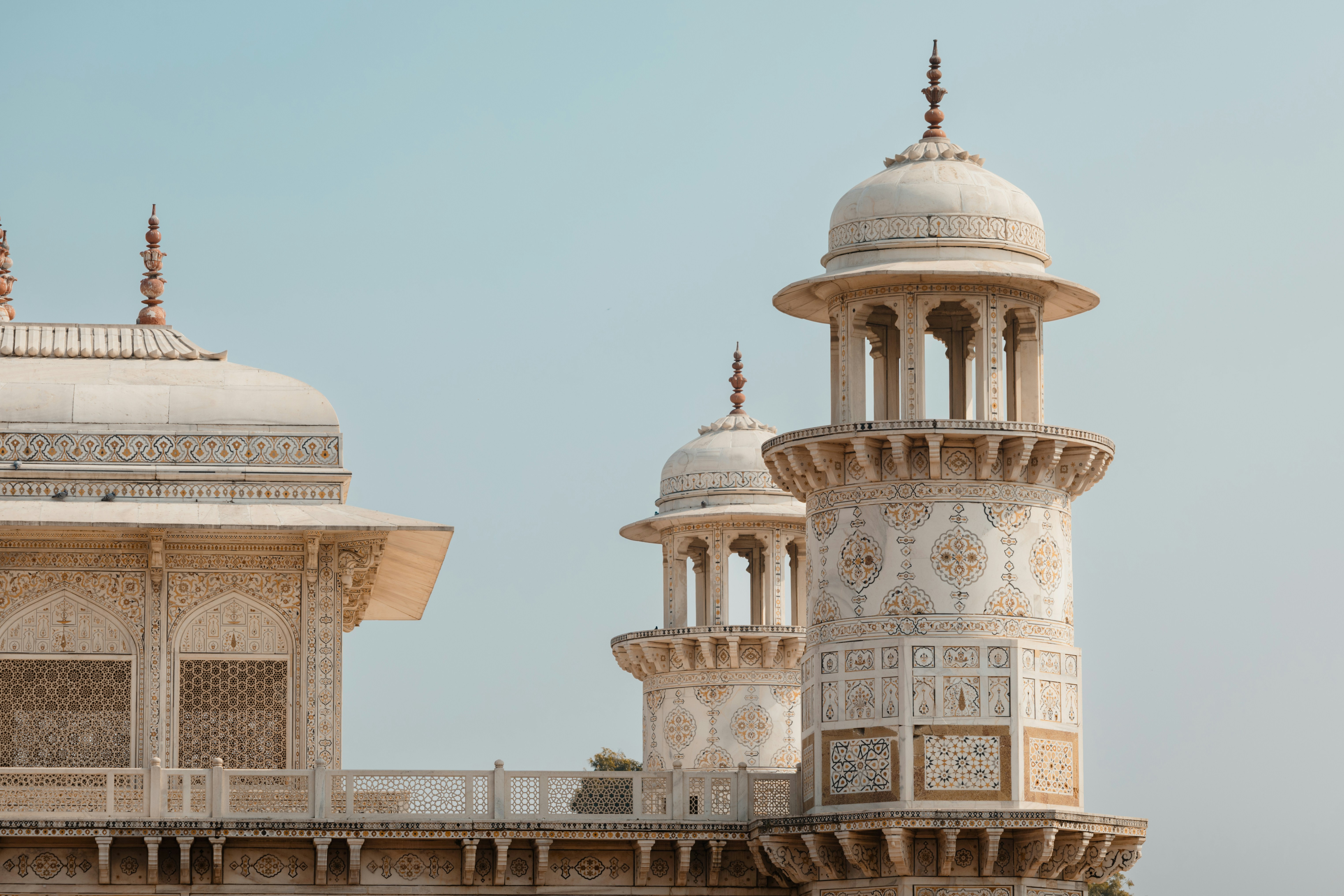 Photo by lauralezman