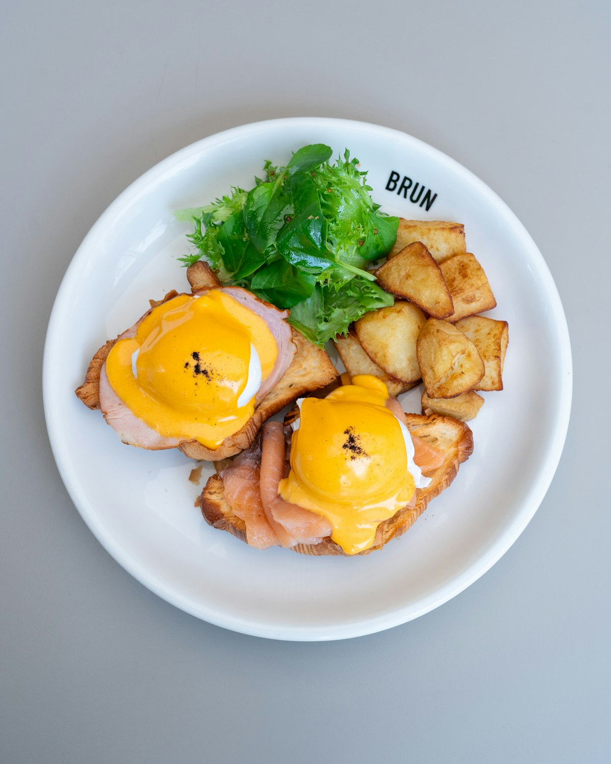 Eggs Benedict
