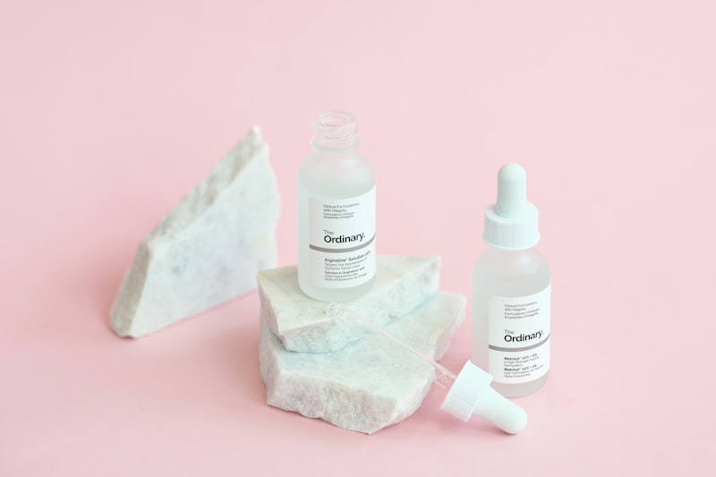 Skin reactions to retinol such as mild redness and peeling are common in the first few weeks, but can be managed with proper usage.