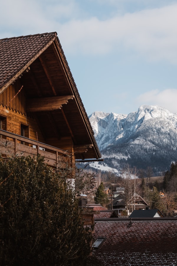 Gemuetliches Wohnzimmer mit Bergblick