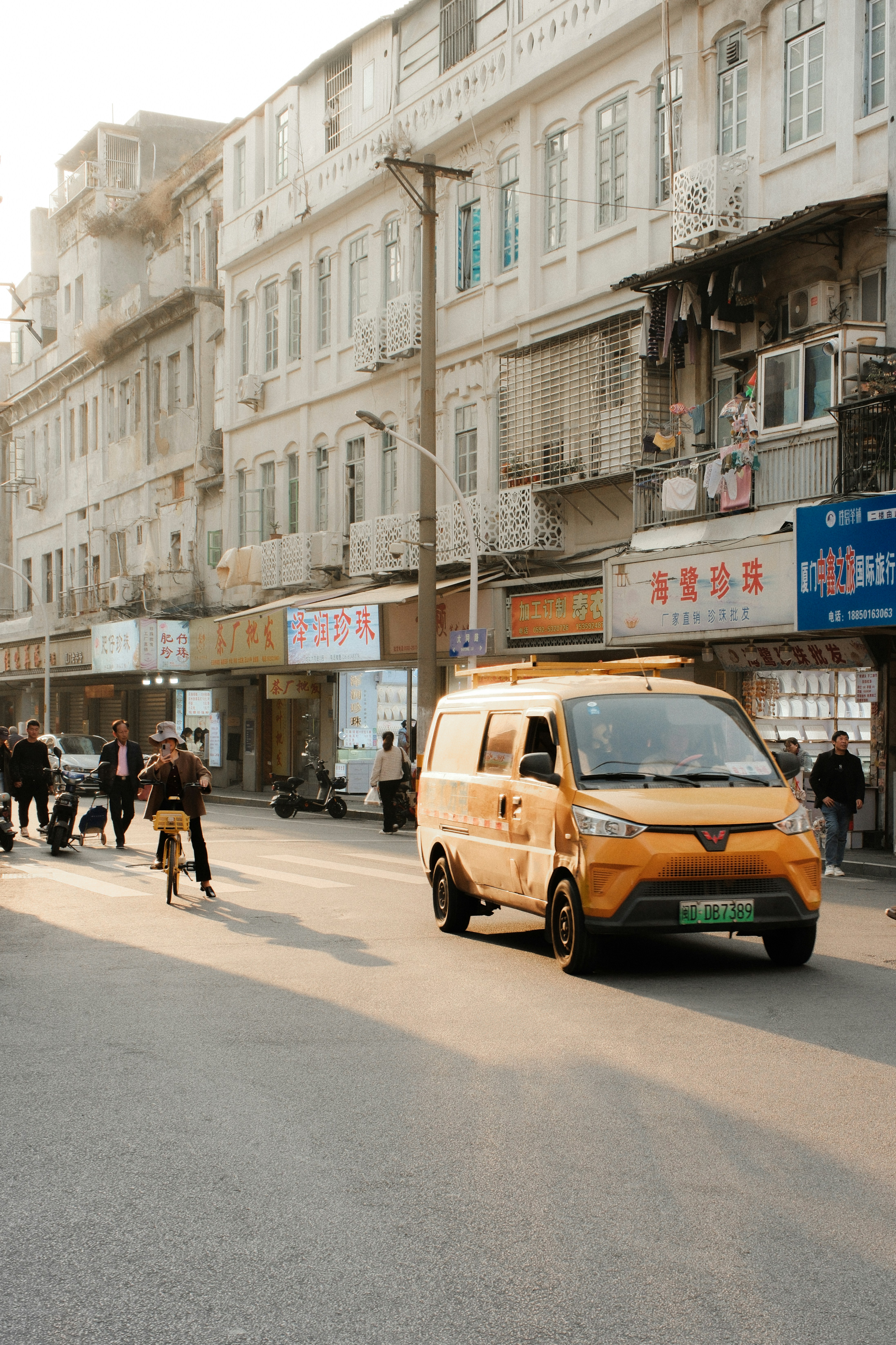 Photo by zhenyao_photo