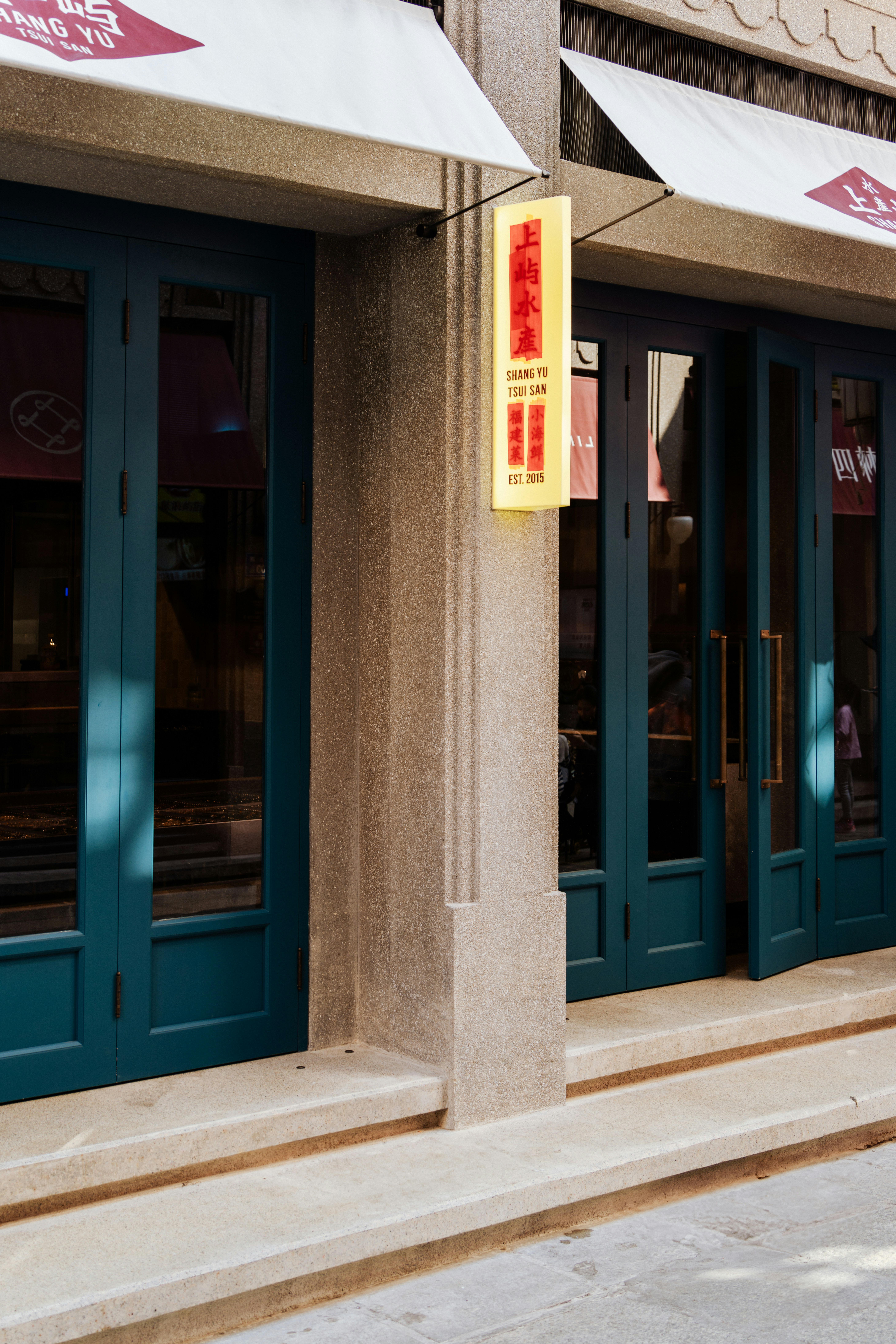 Photo by zhenyao_photo