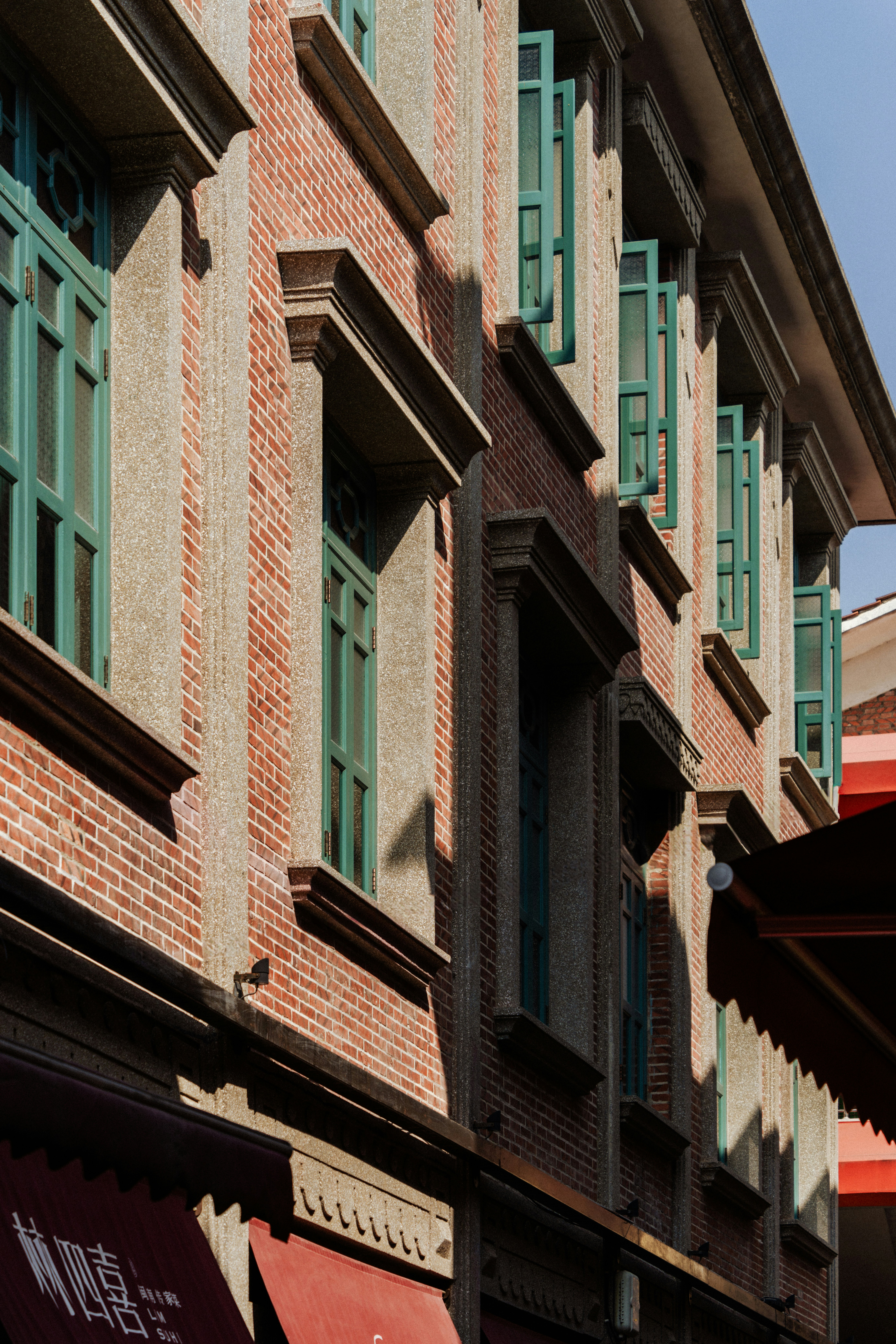 Photo by zhenyao_photo