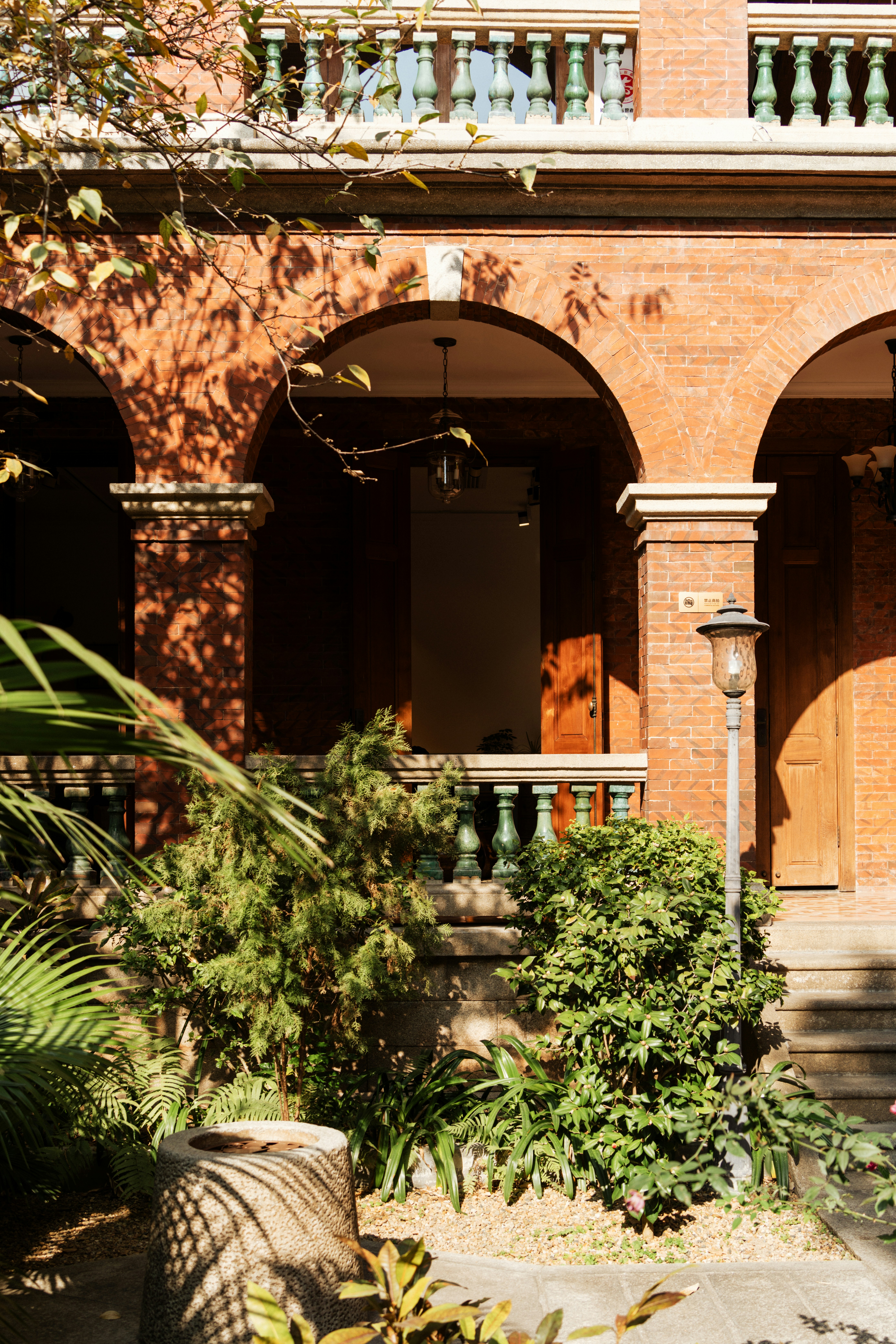 Photo by zhenyao_photo