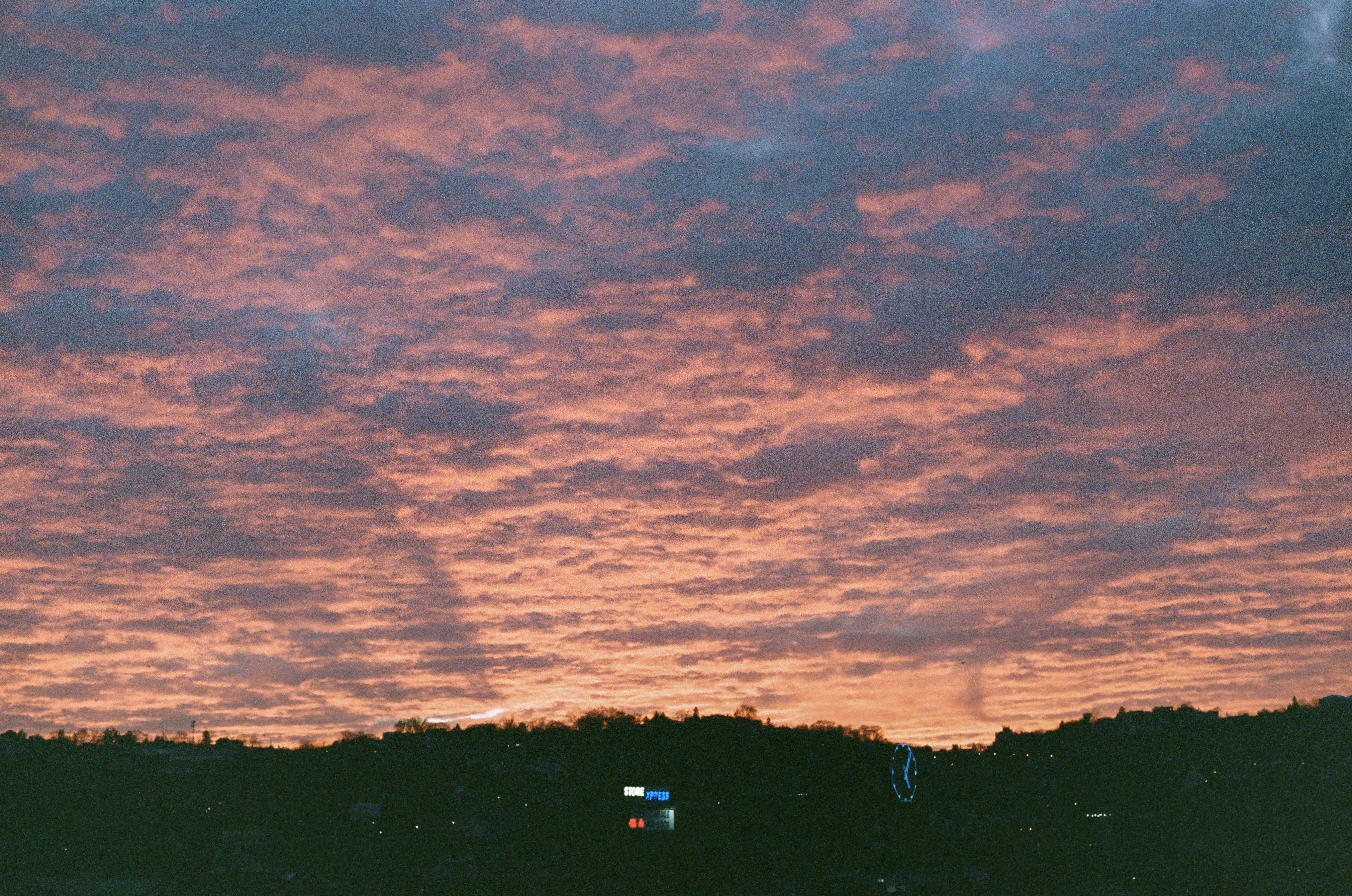 Photo by zhenyao_photo