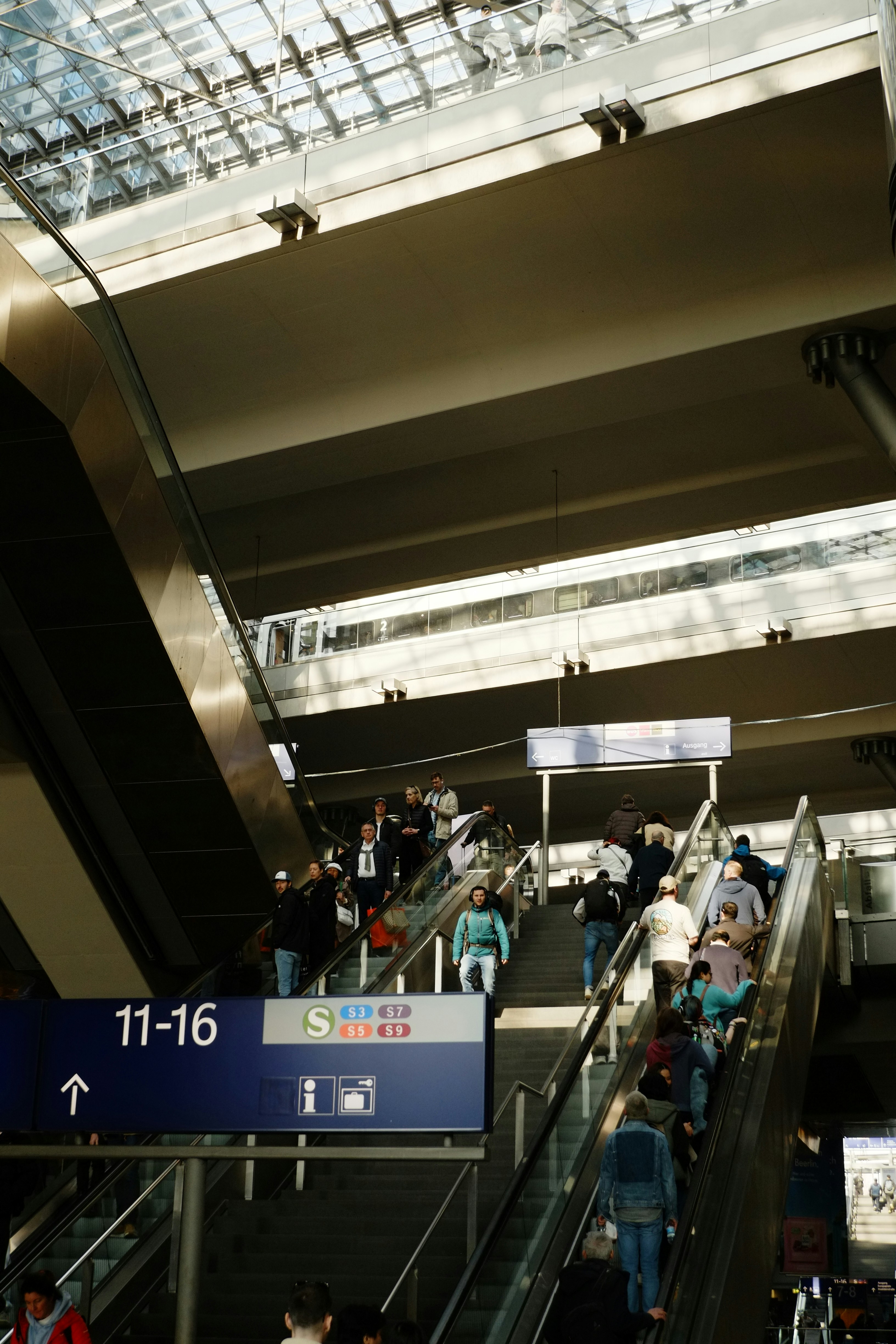 Photo by bernhardbar