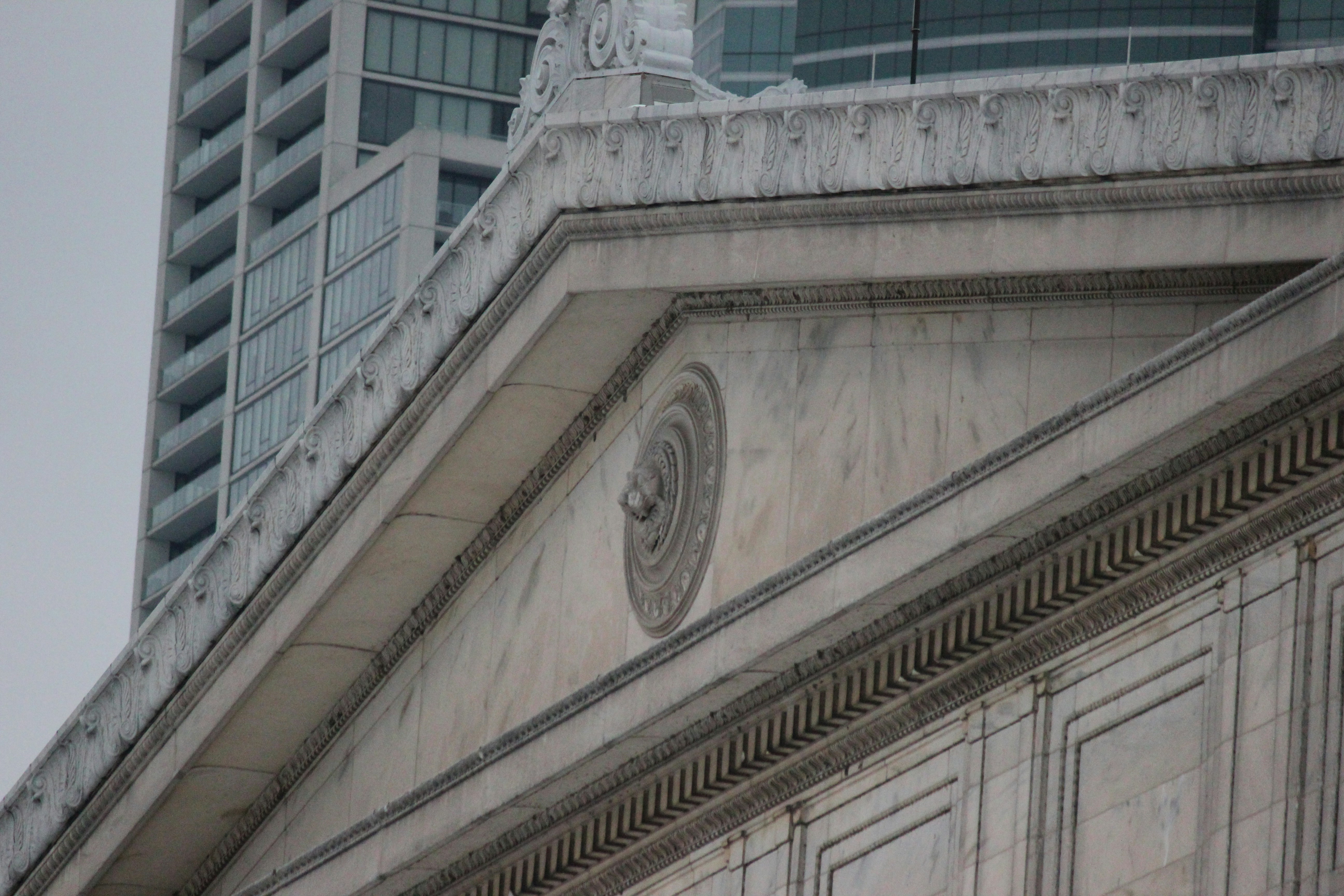 US Stocks Mixed as Fed Cuts Rates Amid Labor Market Jitters