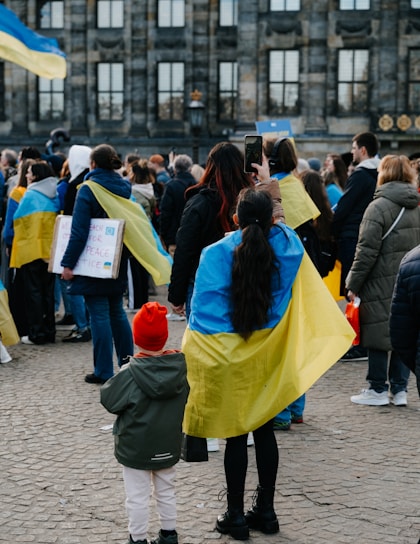 People protest in support of ukraine.