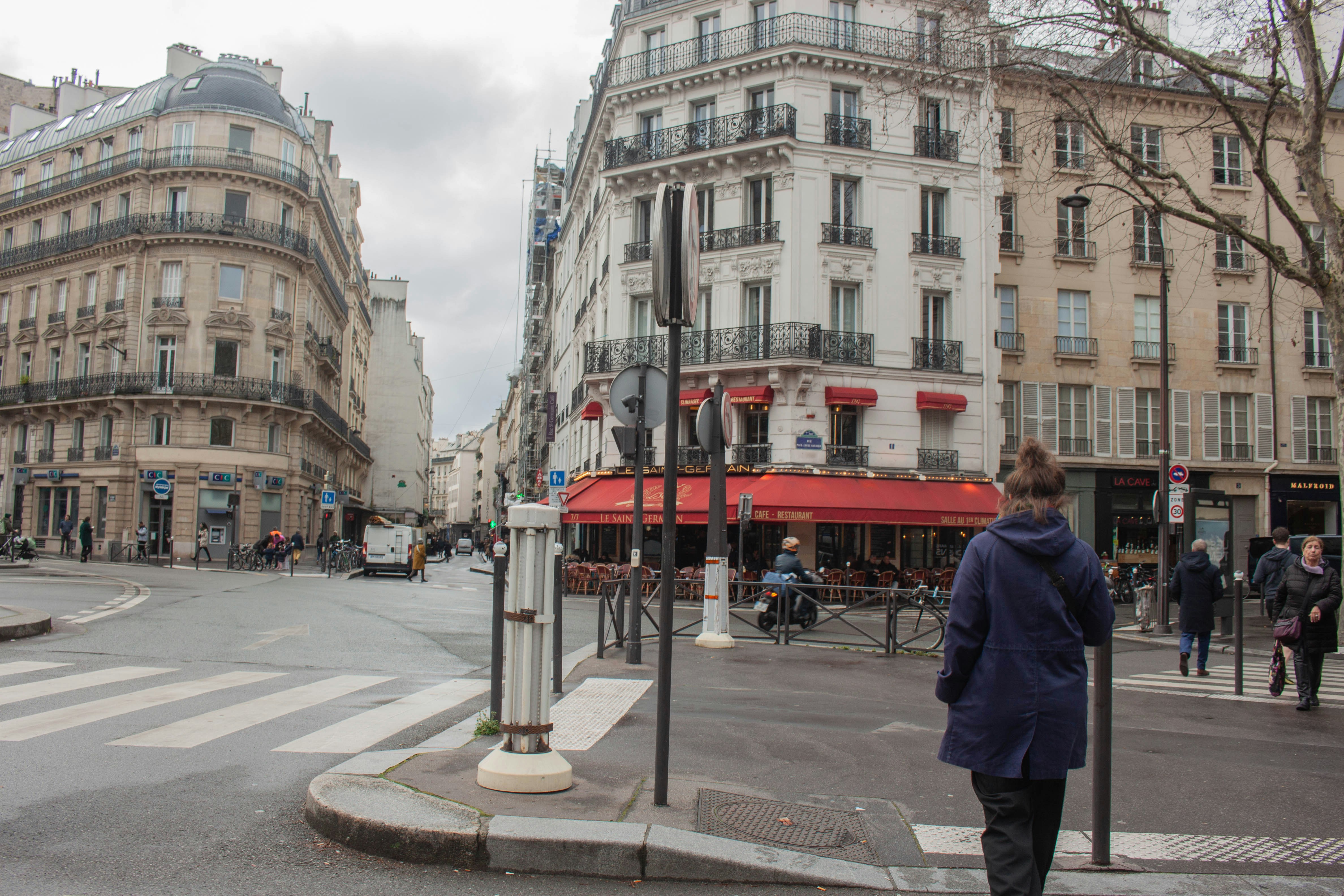 Photo by kamillaisalieva