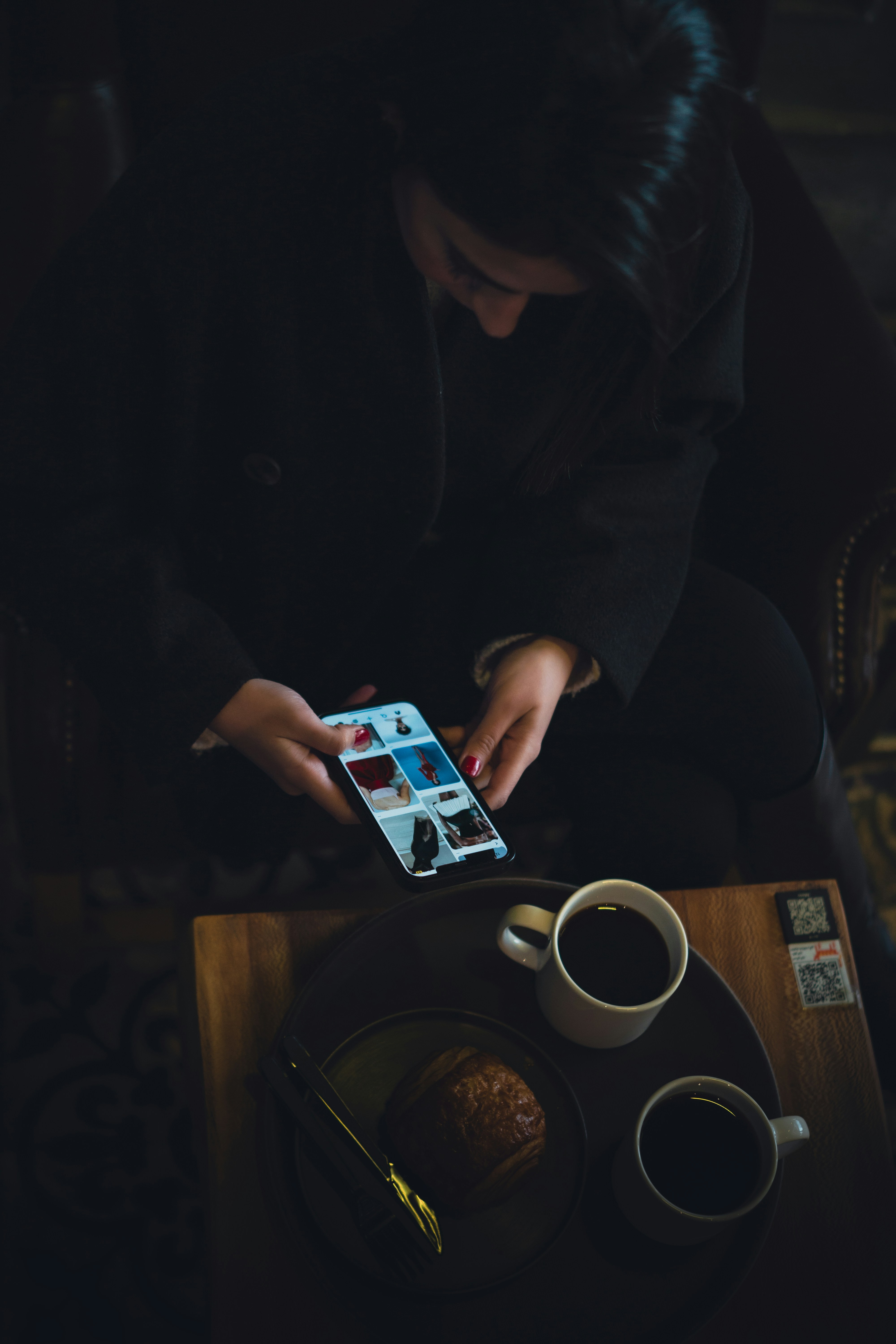 Guest using the app on a phone