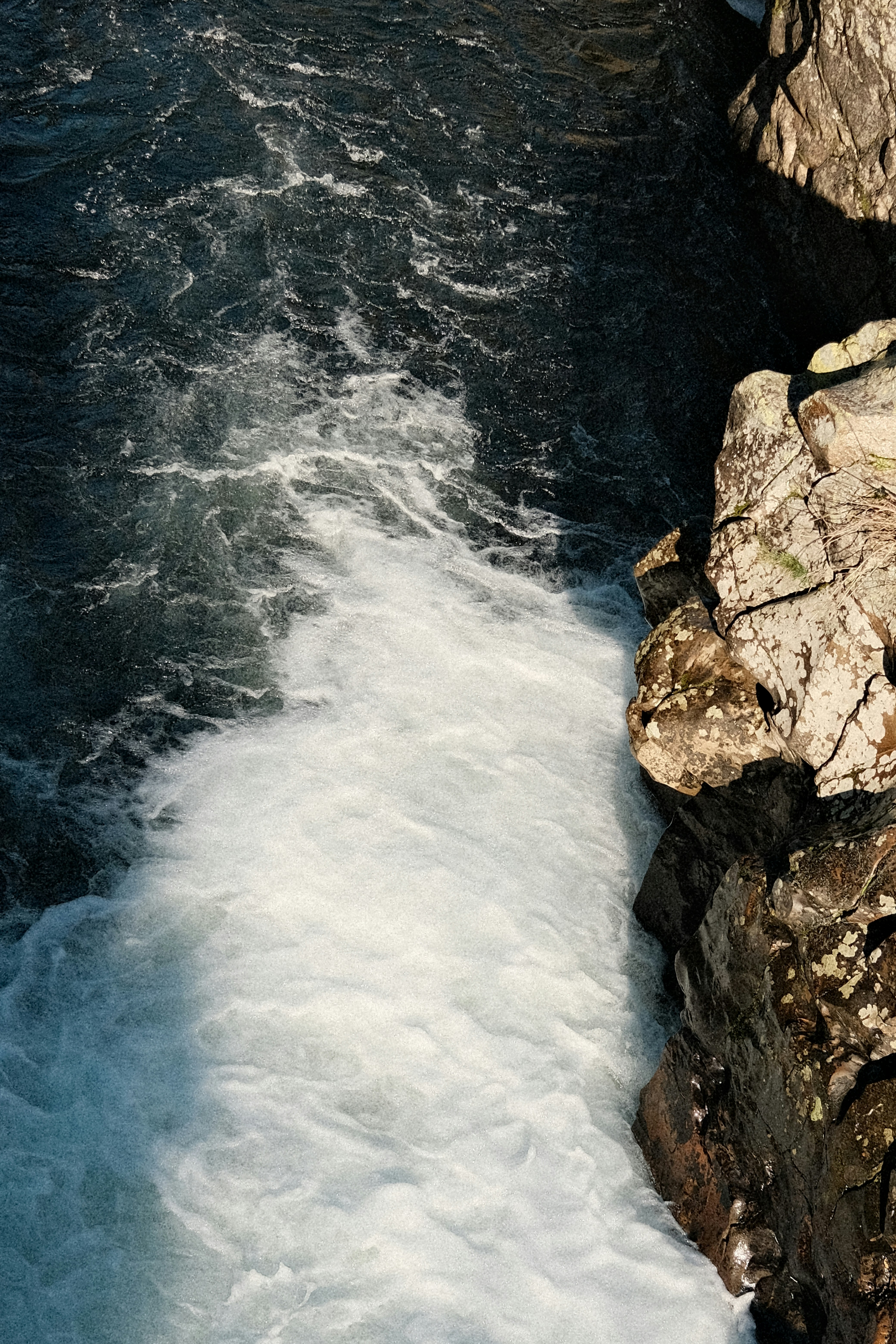 Photo by valentinlacoste