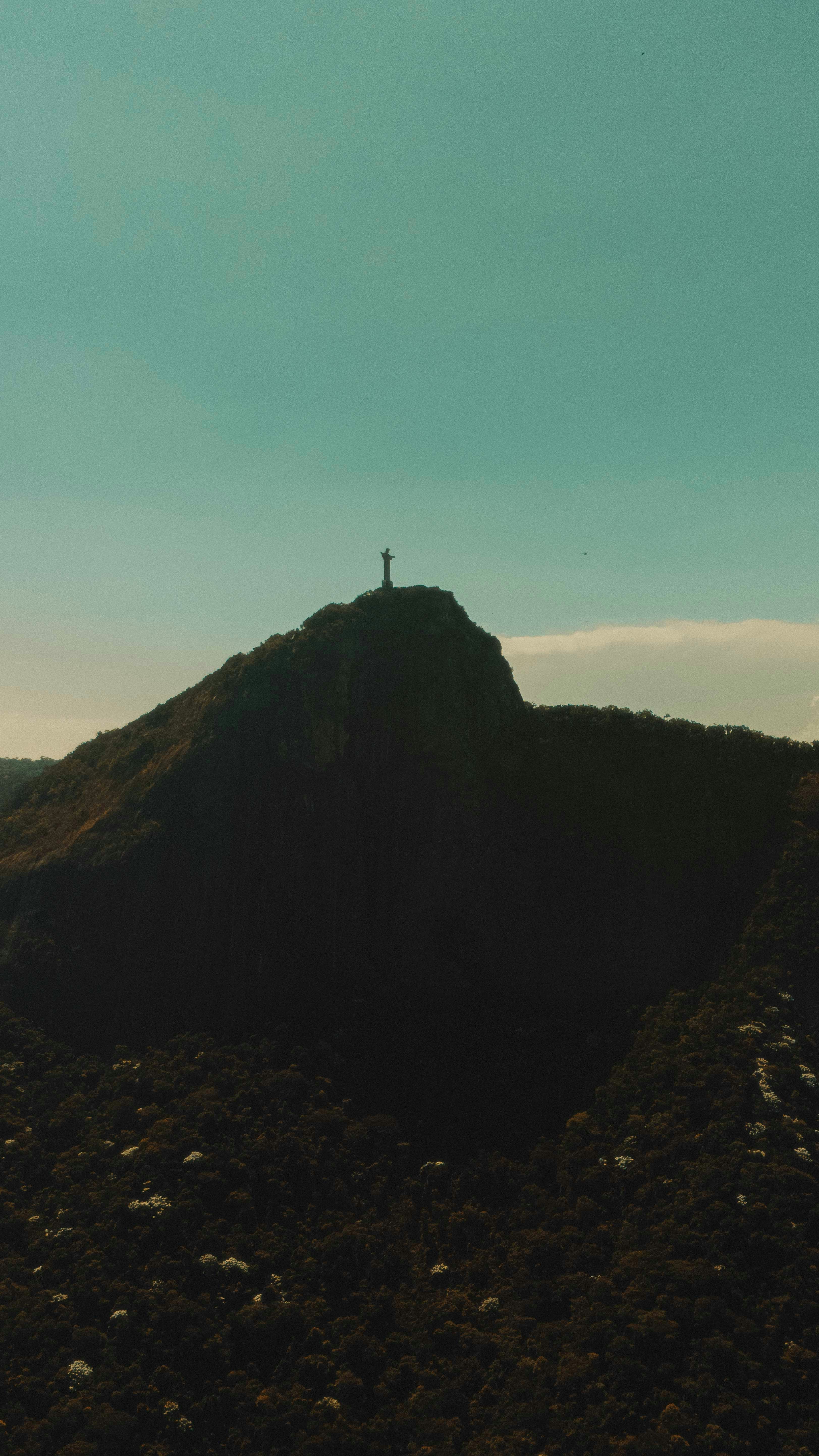 Die Wege in meiner neuen Stadt. Kleiner Reiseführer eines Geflüchteten. Teil I