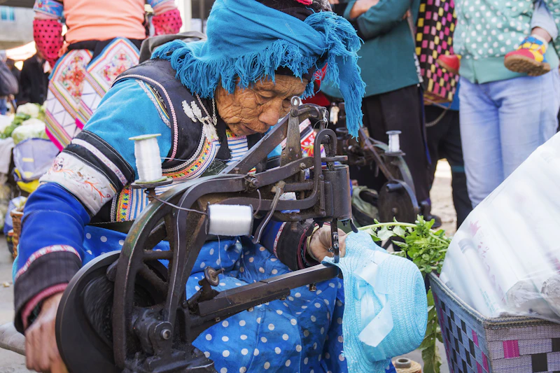 Best Local Markets in Kunming for Food, Crafts, and Real Community Life