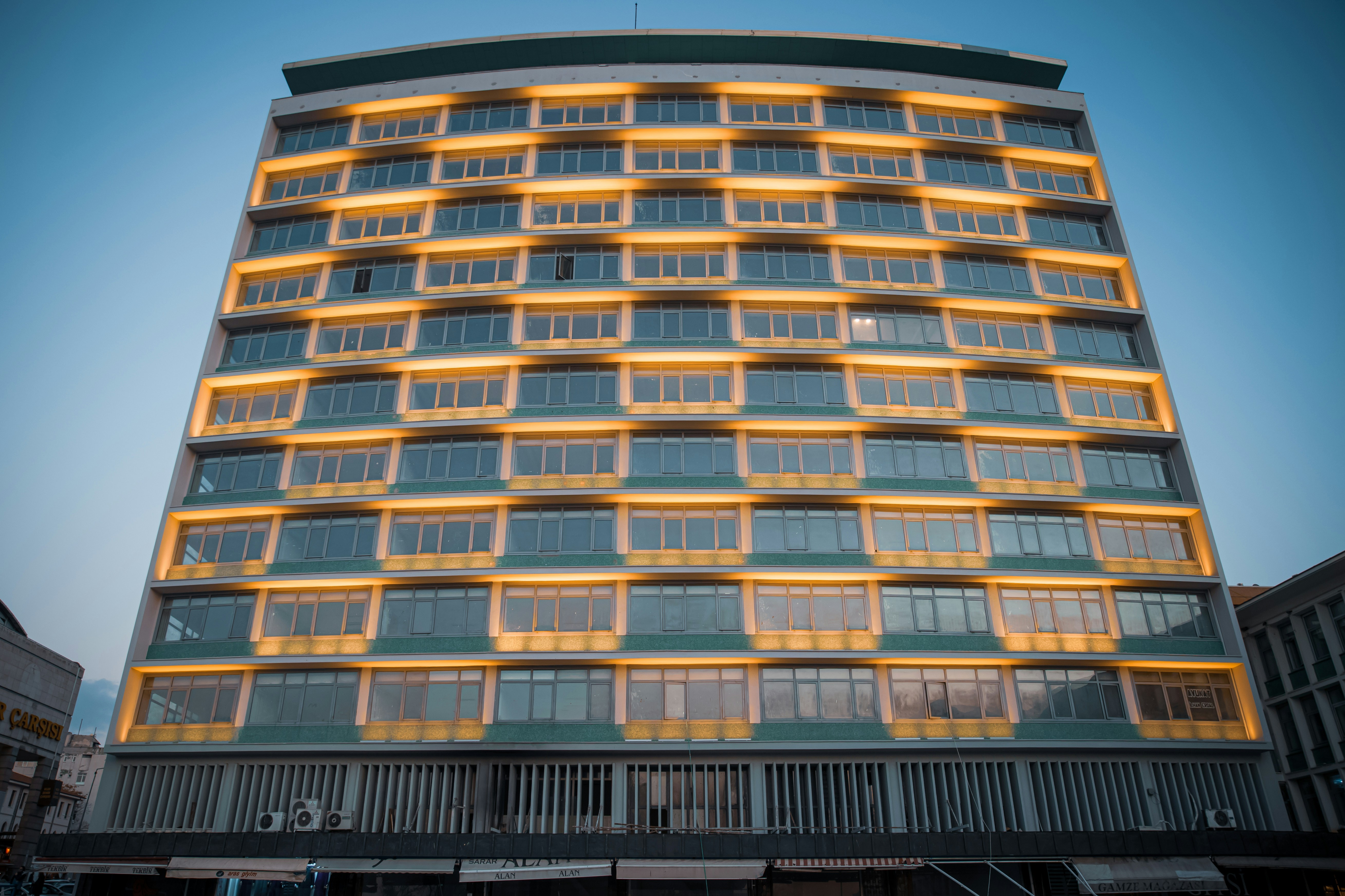 Photo by serdareserr