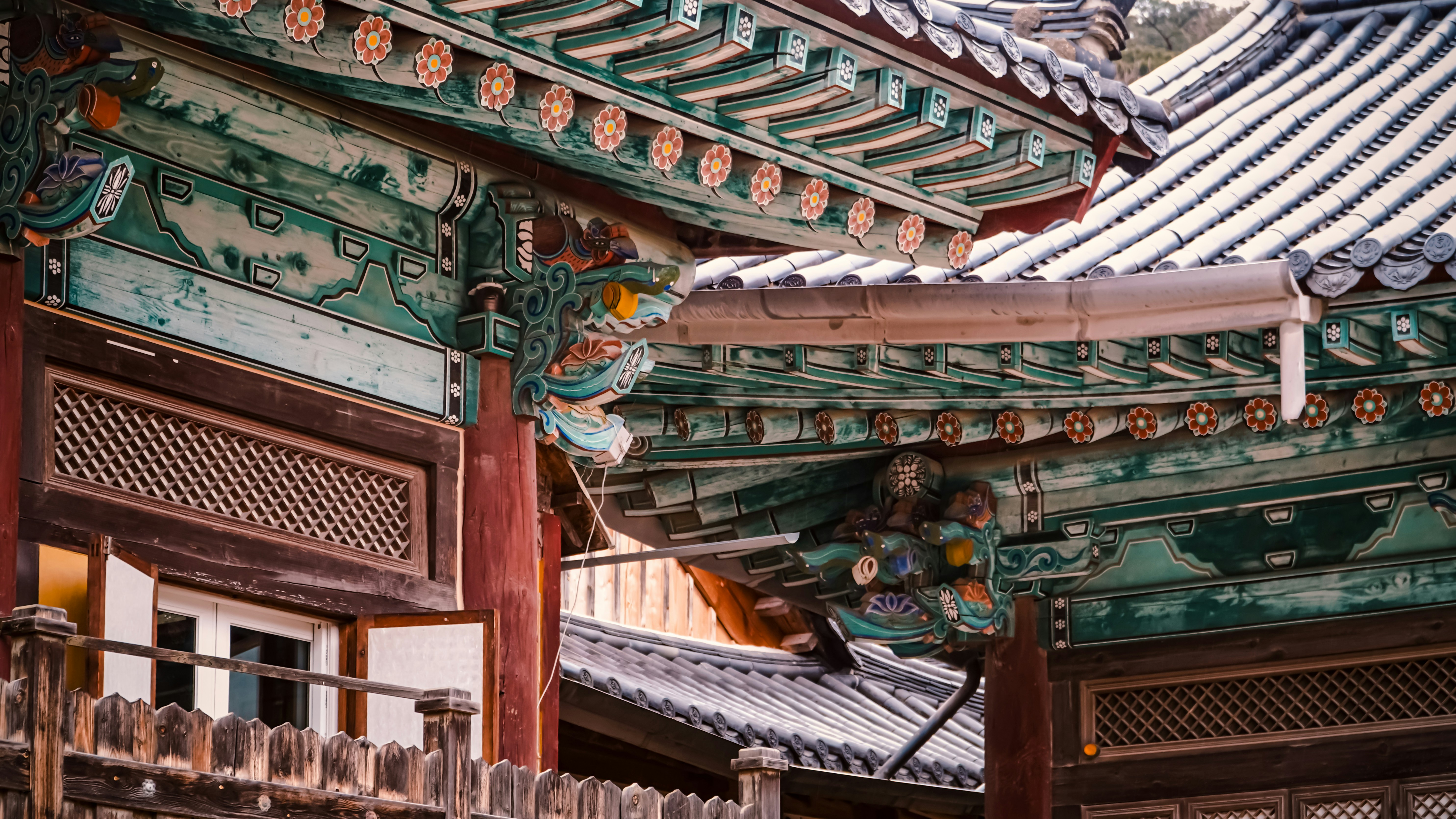 Traditional korean architecture is intricately detailed.