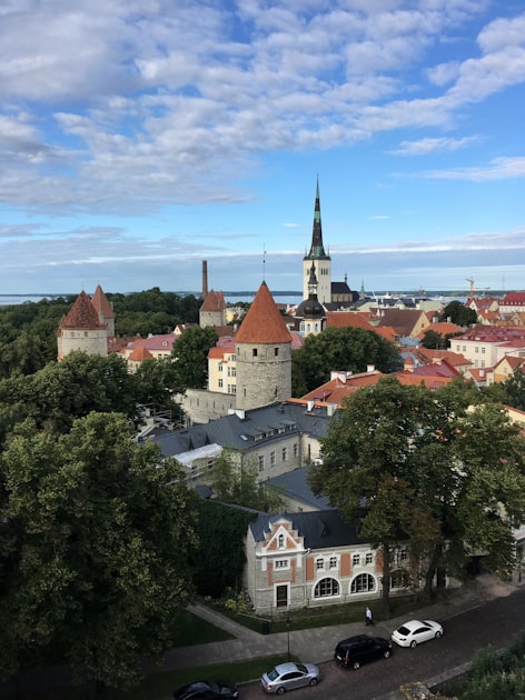 Noleggio Auto in Estonia: Guida Completa per il Road Trip Baltico - Estonia guide