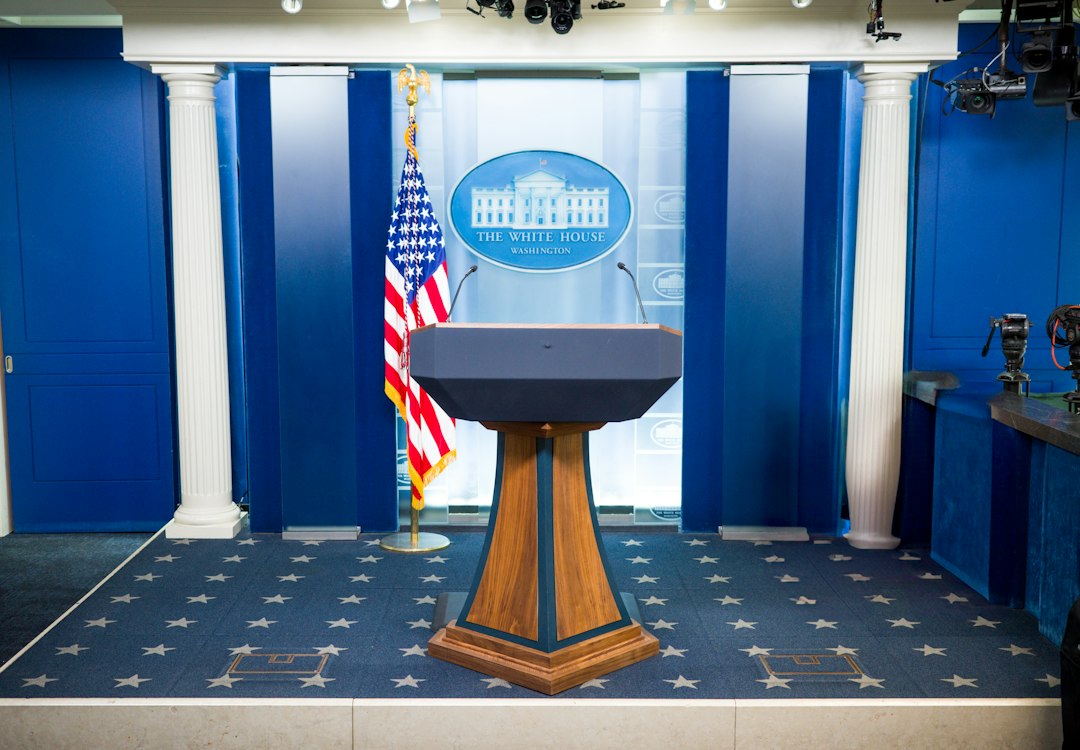 How should journalists cover politics when democracy is at stake featured image