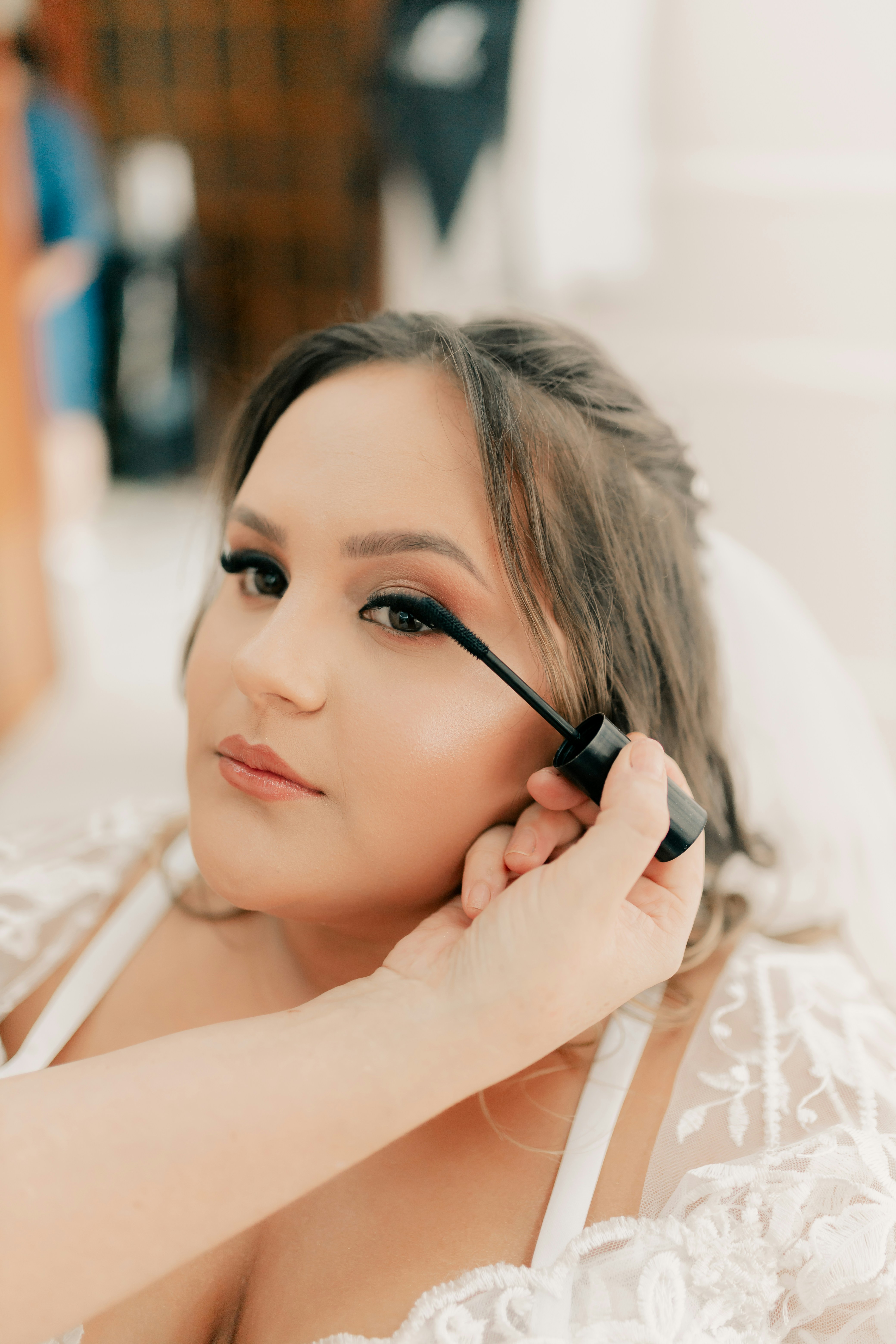 soft wedding makeup, wallpaper, Wedding Makeup Artist: How to Choose the Perfect One 5