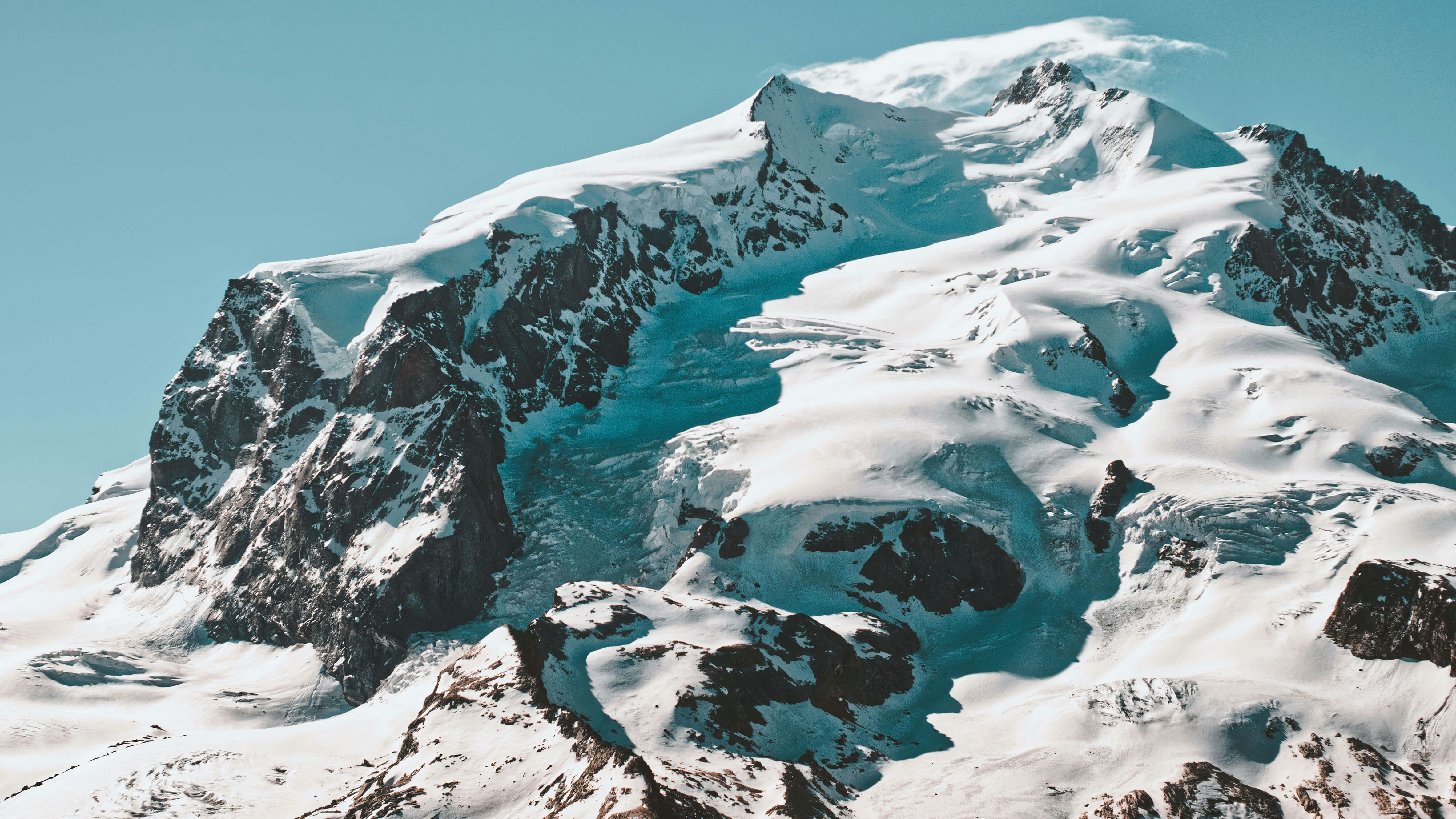 Photo by theskyandthesea