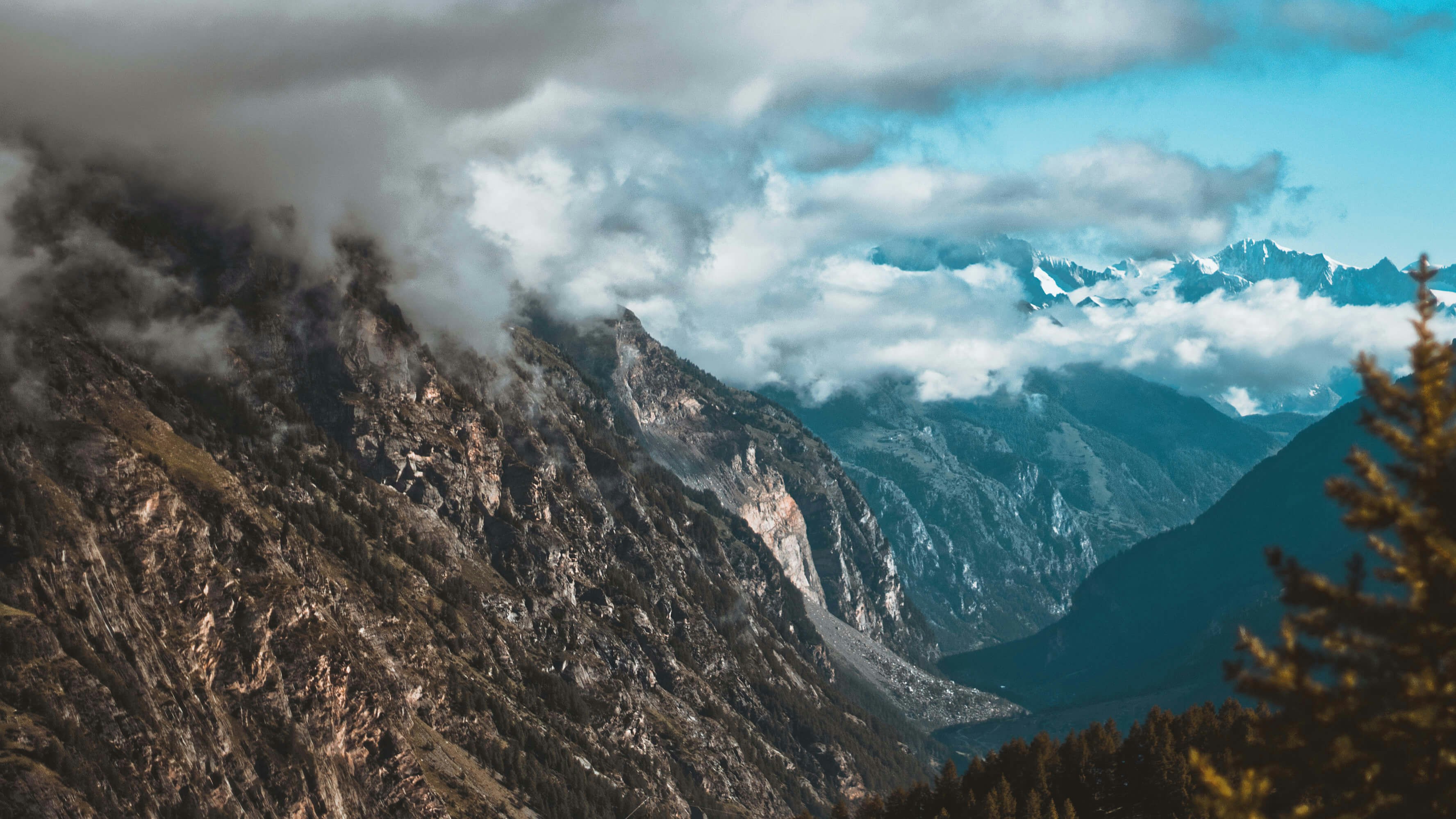 Photo by theskyandthesea