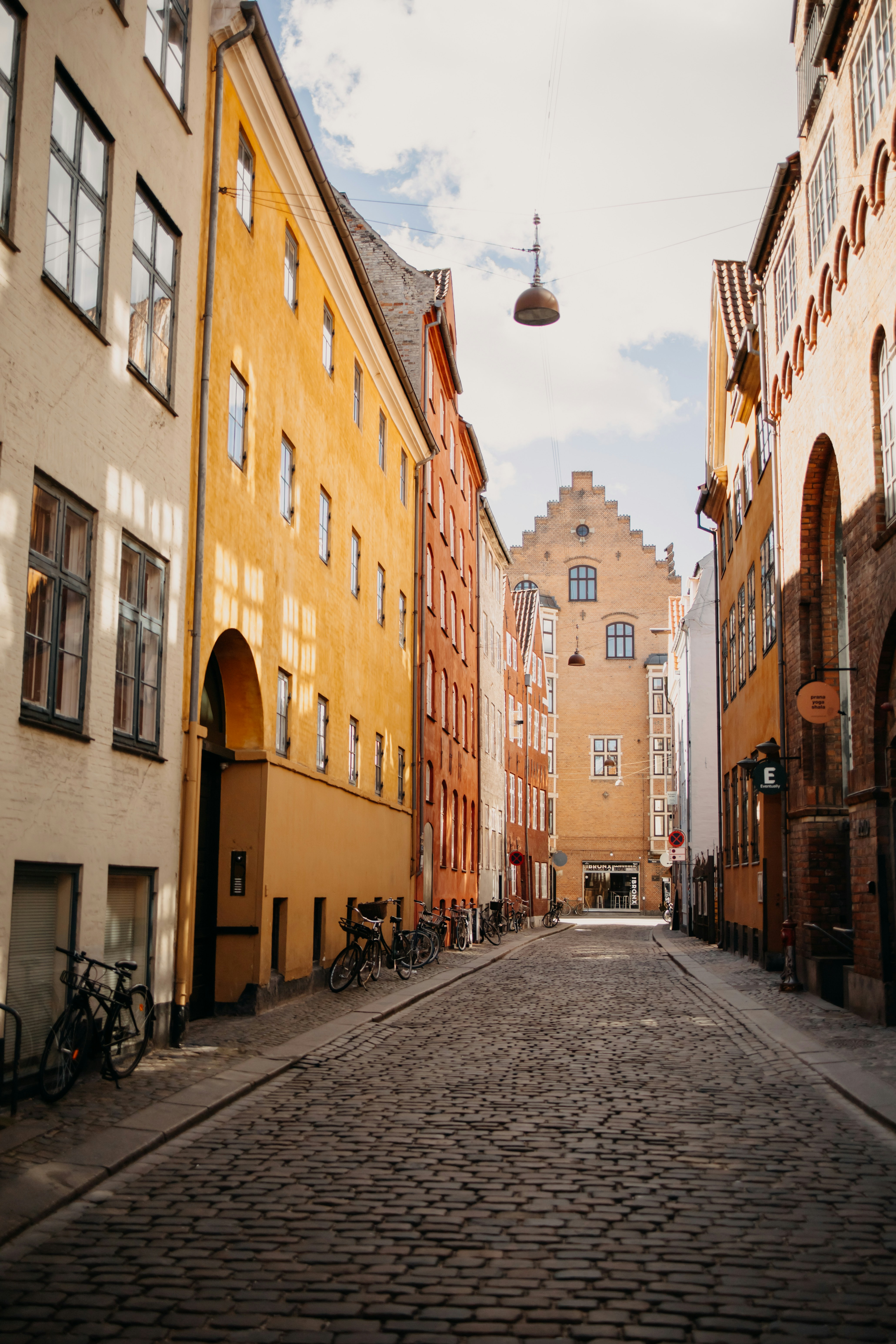 Photo by weddingphotographyyhm