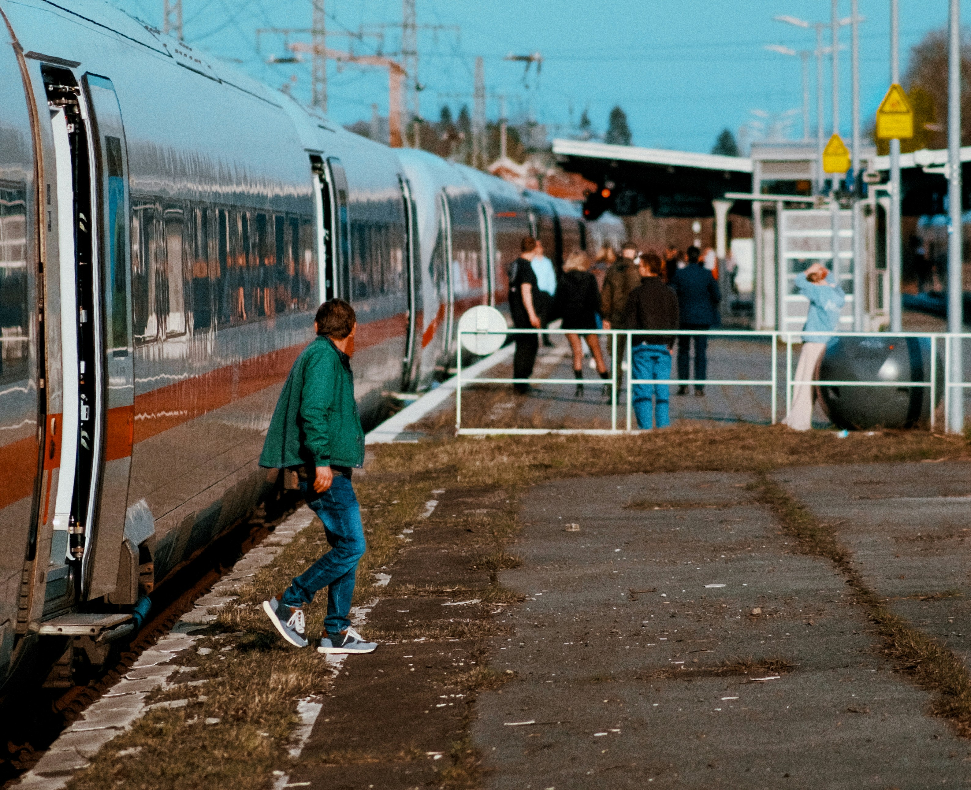 Passenger buying Arlanda Express ticket at a station kiosk