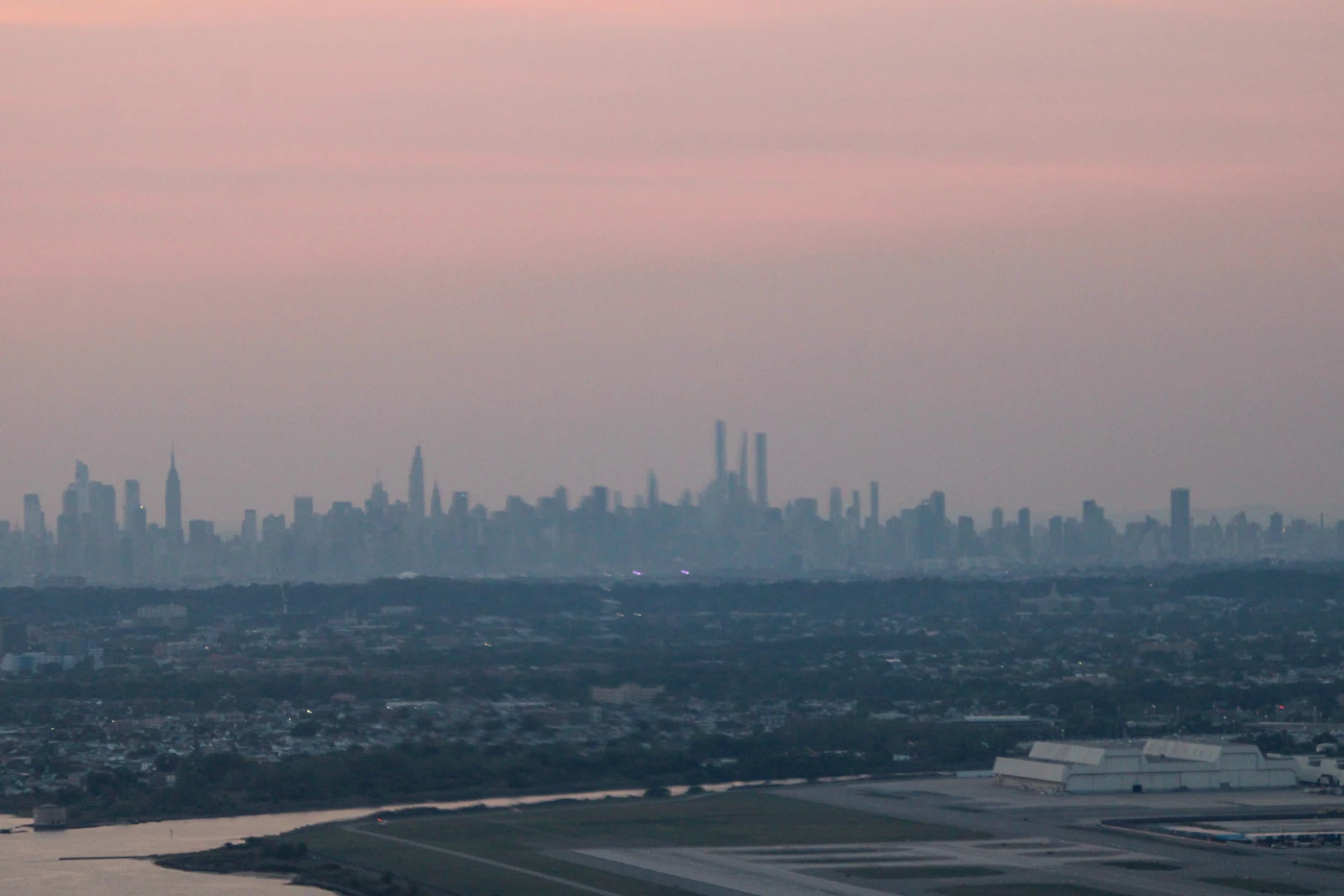 7 Amazing Ways to Save on Flights from New York to Las Vegas