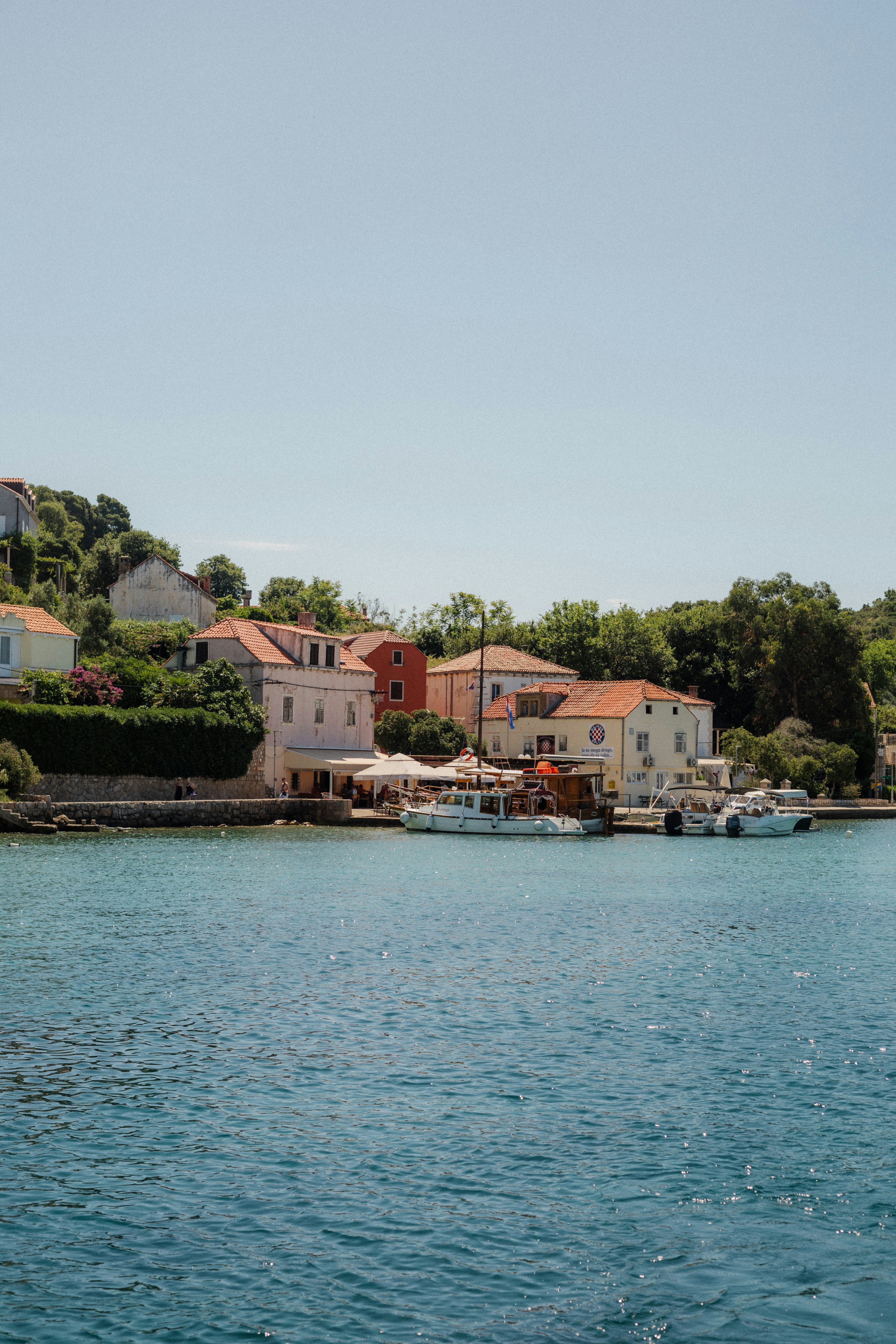 Photo by shotinmoment_