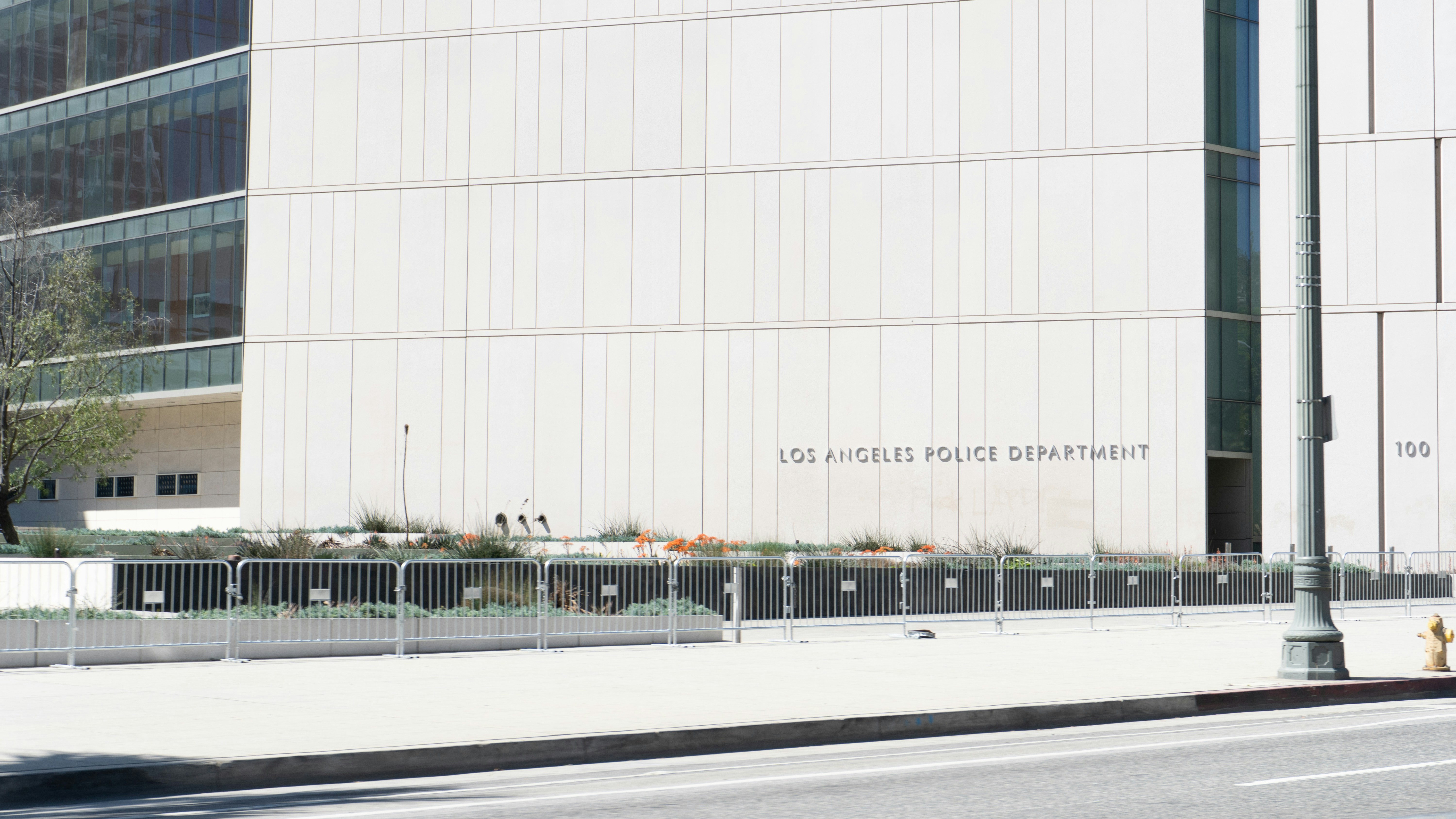Los angeles police department building