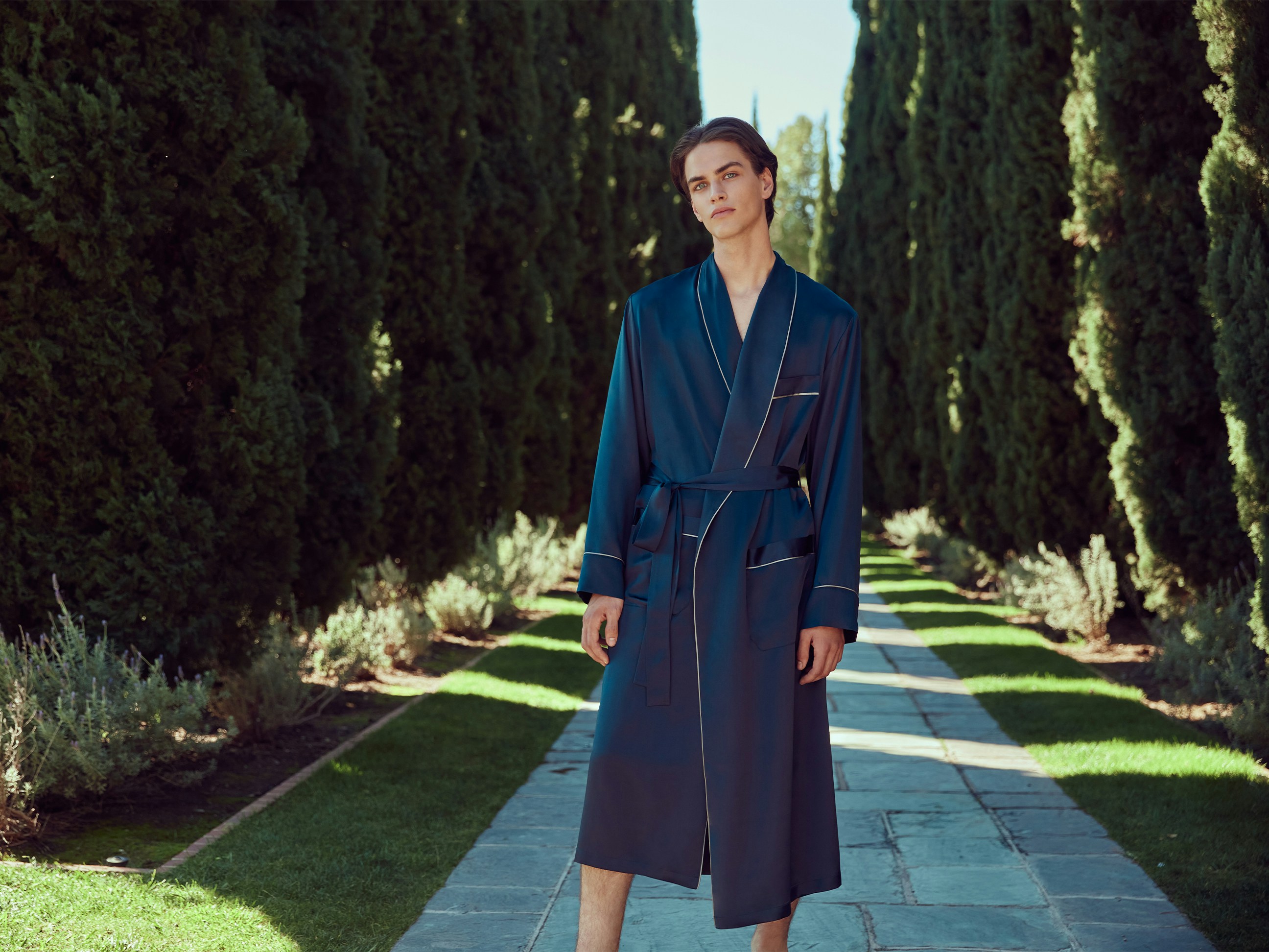 Photo by manitosilk_official