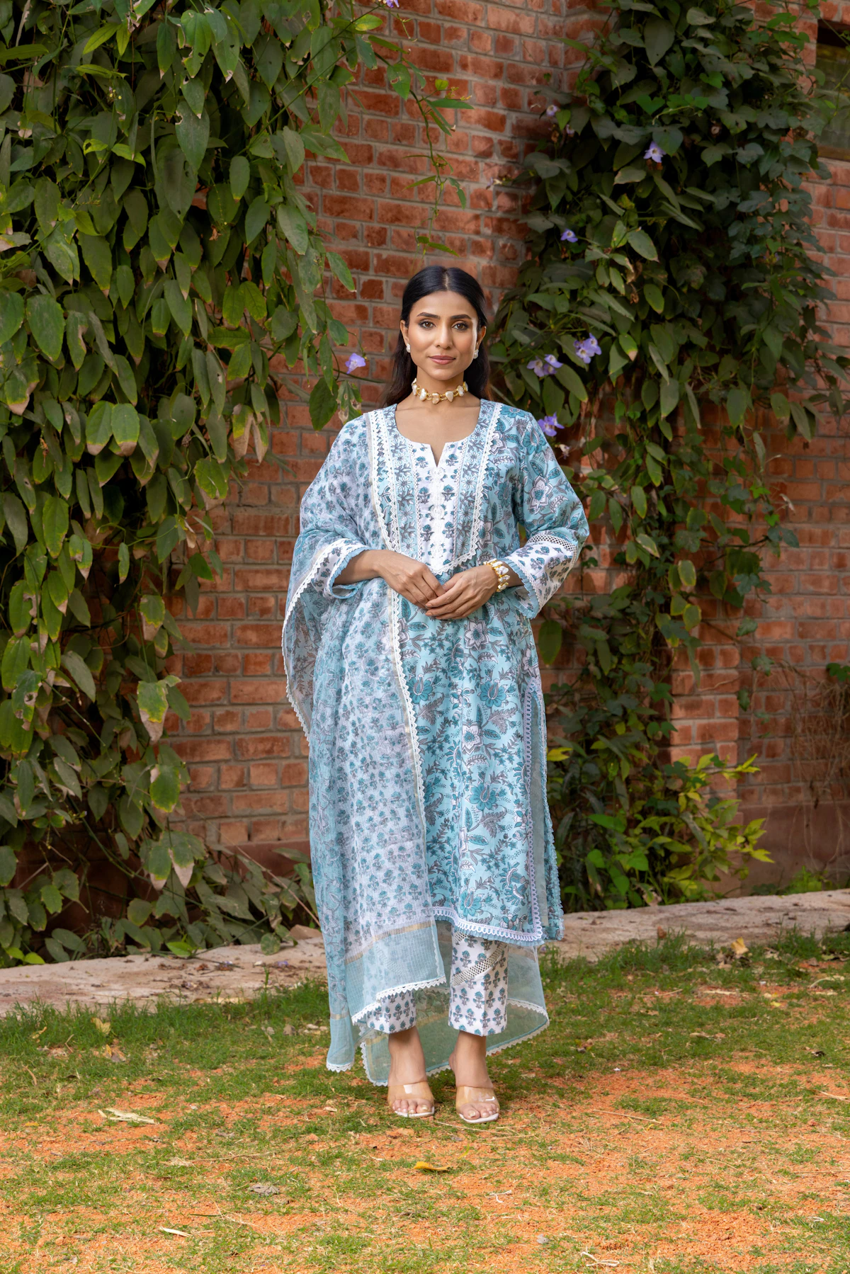 Amaltas Short Kurta detail