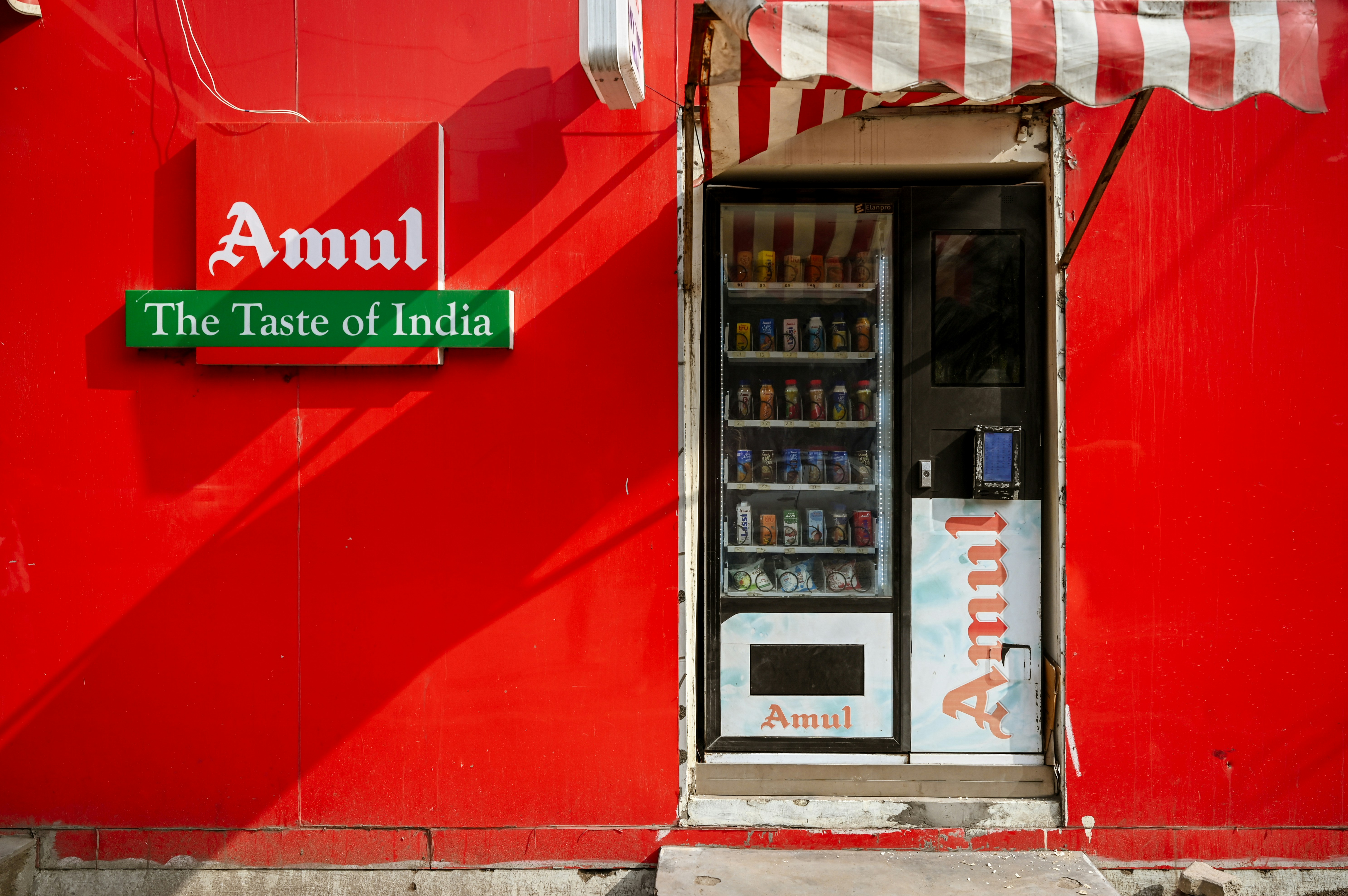 Indian mobile store