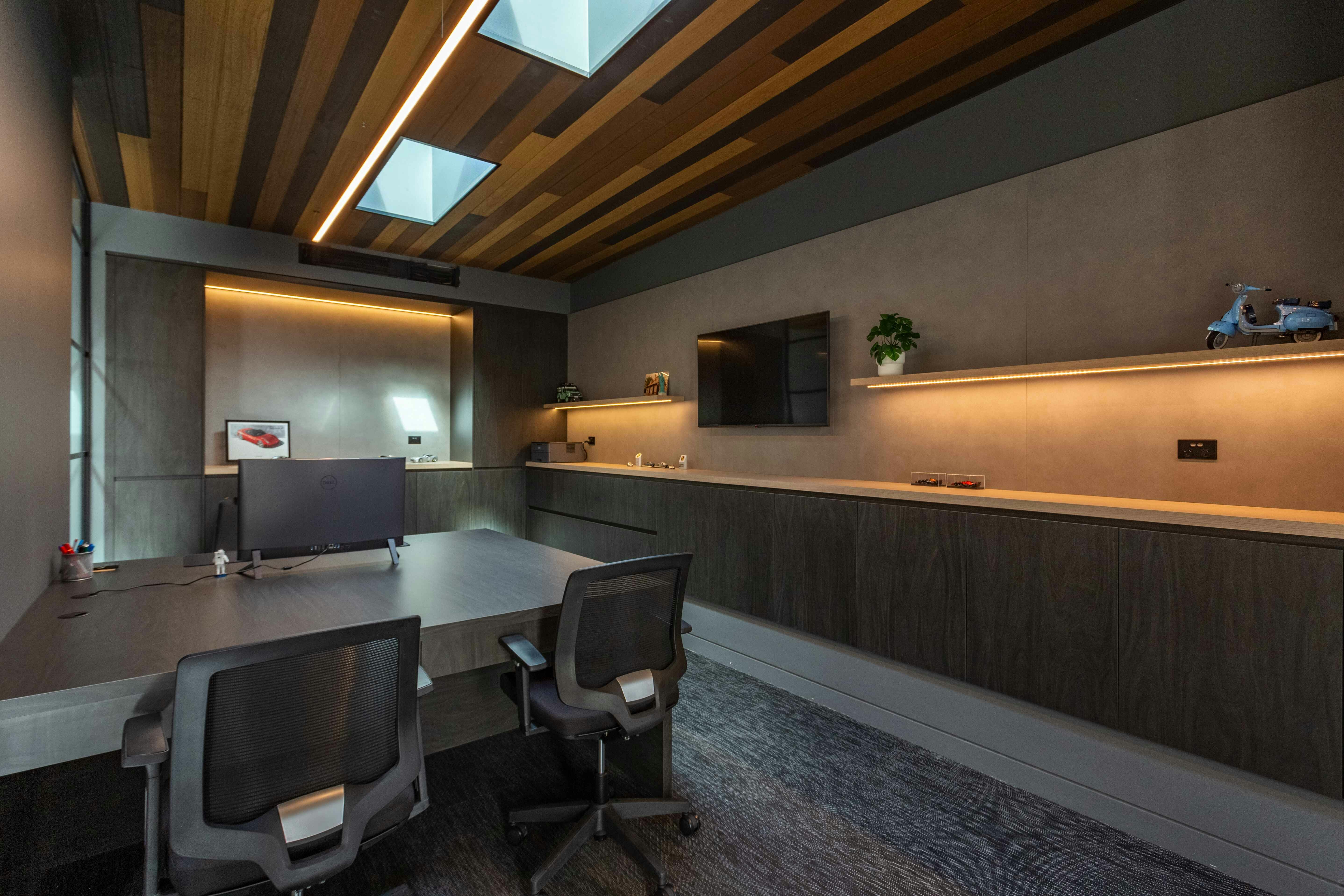 Photo by macourtmedia