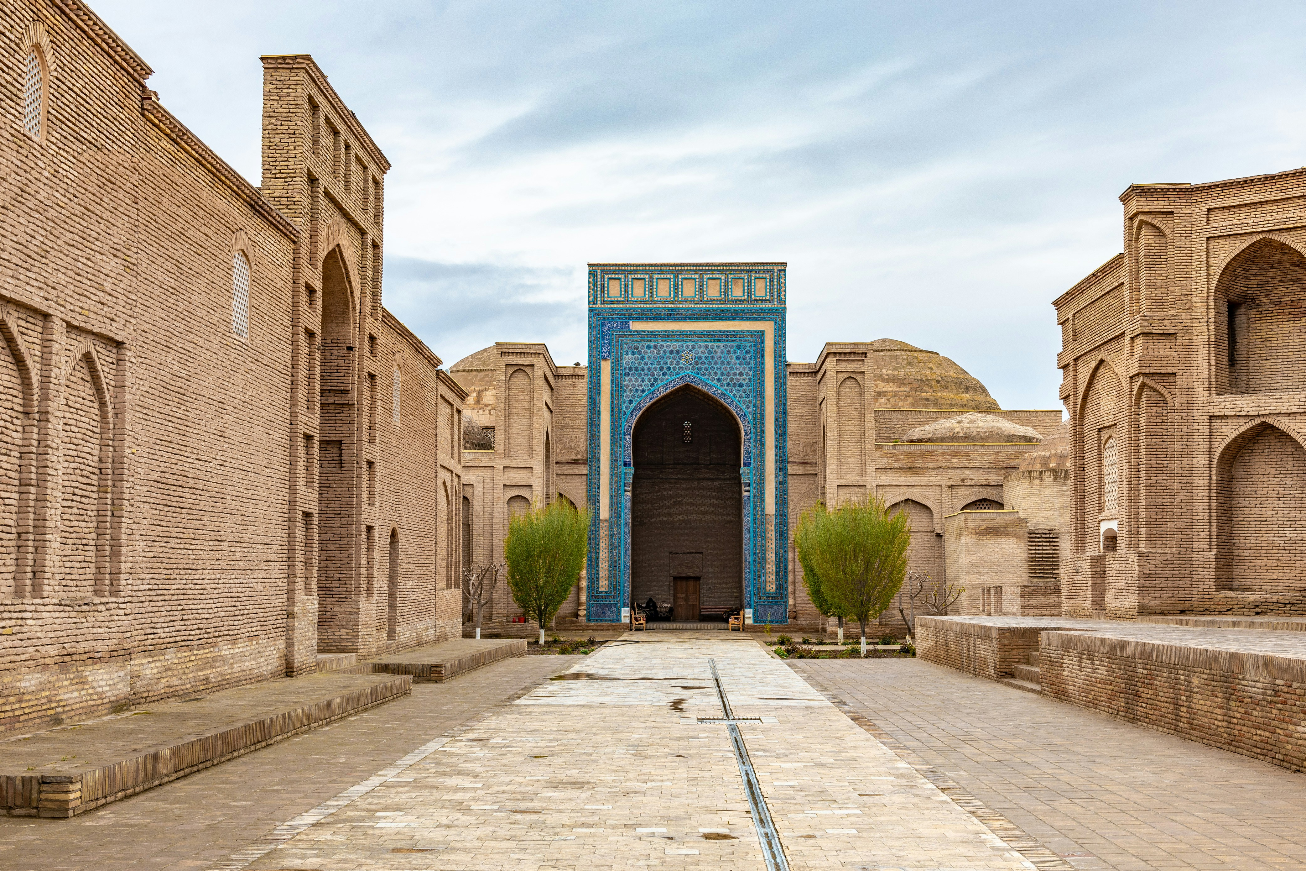 Uzbekistan Budget Travel Guides