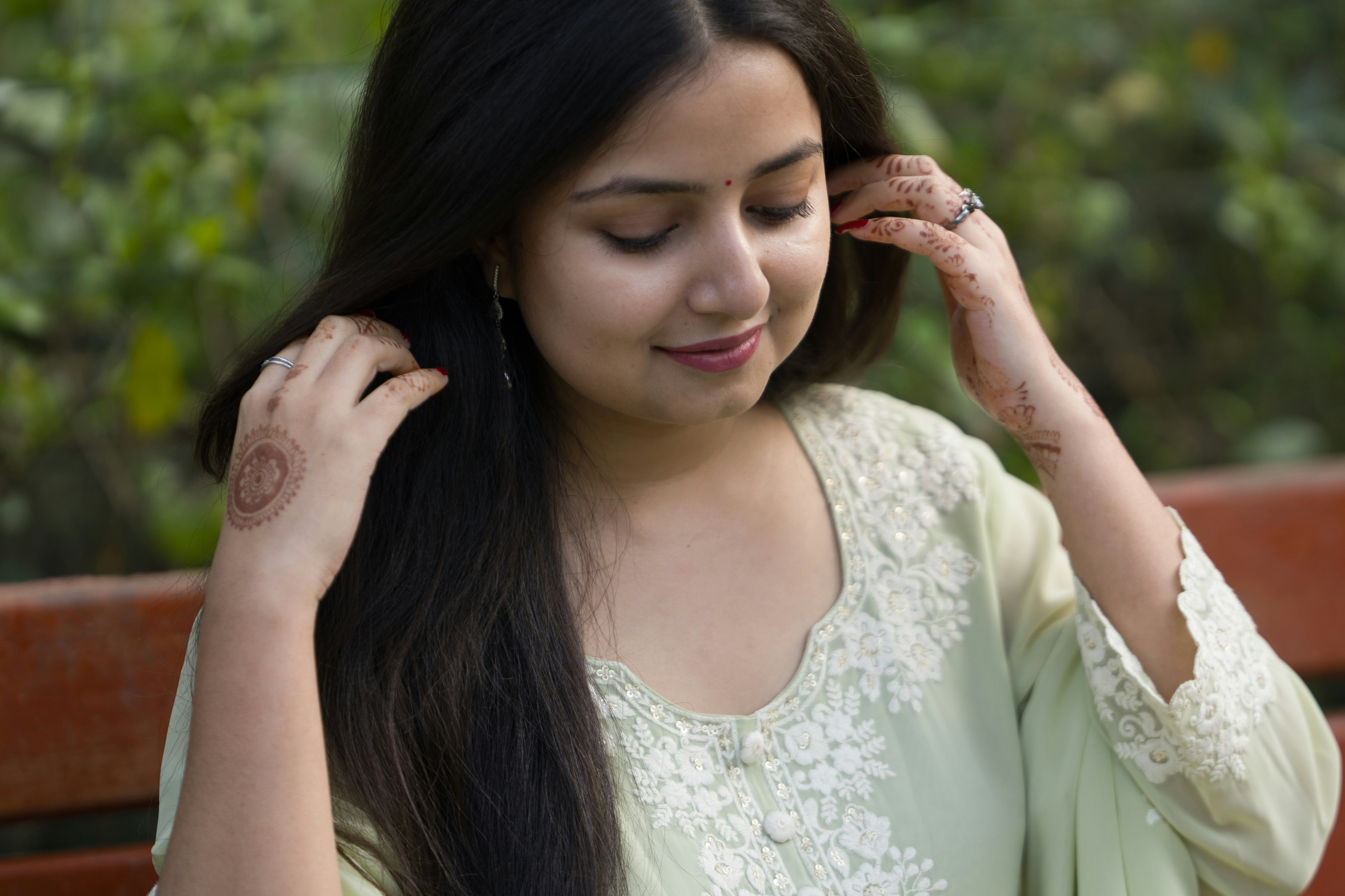 Sad Quotes in Hindi: Heartbreaking Shayari for WhatsApp