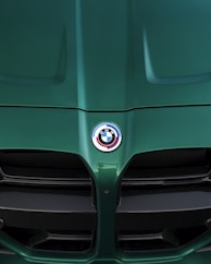 A green BMW 7 series grille.