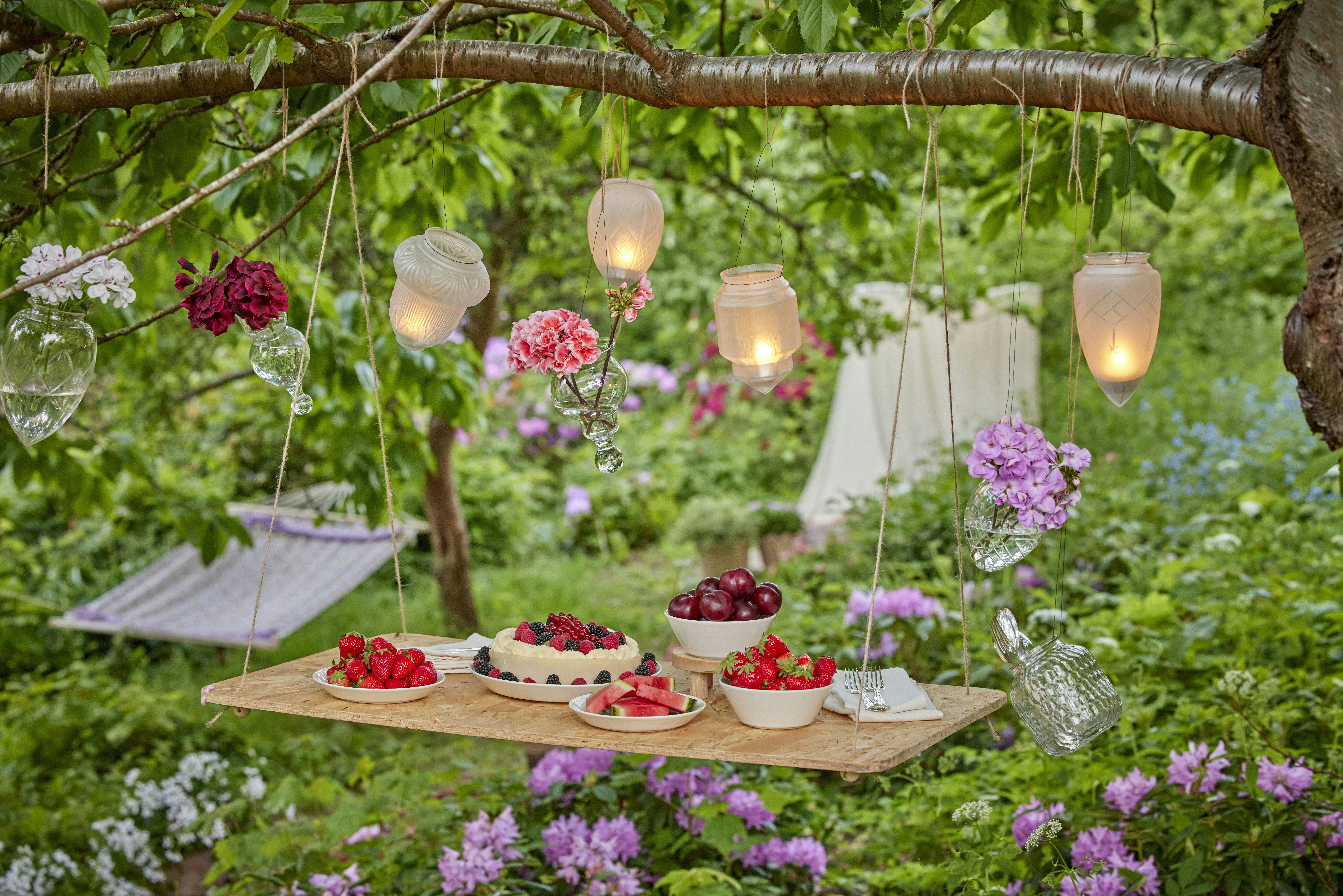 Romantic garden picnic setup