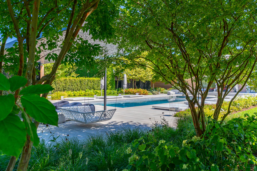 Beautiful backyard with a pool