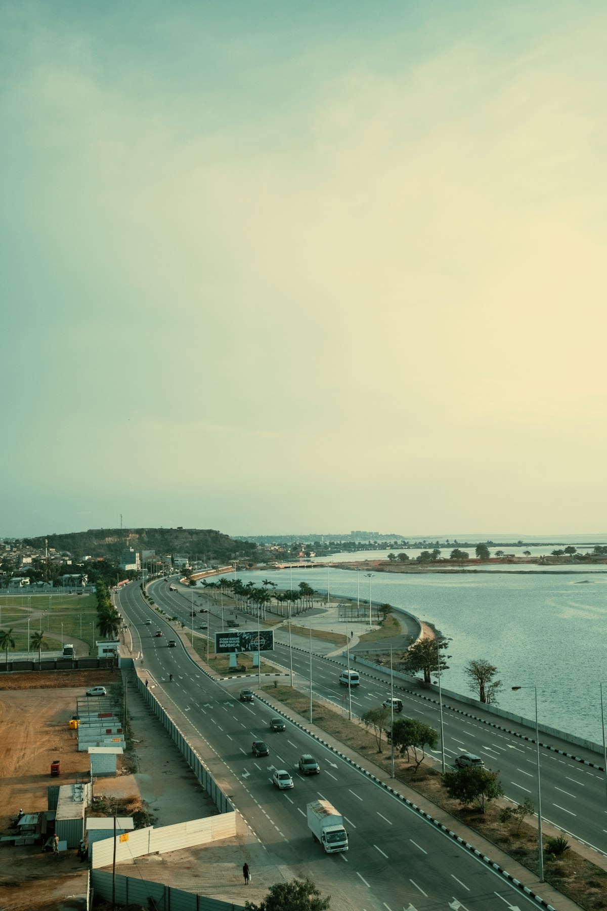 Luanda's Urban Expansion Gains Momentum with Airport-Led Development